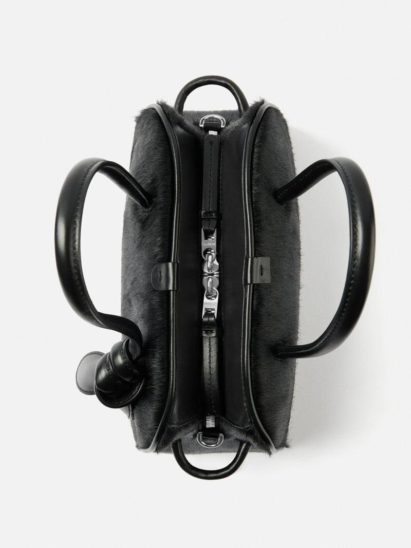 JACQUEMUS The small Turismo outlook