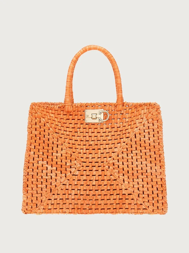 FERRAGAMO STUDIO BOX BAG (L) 1