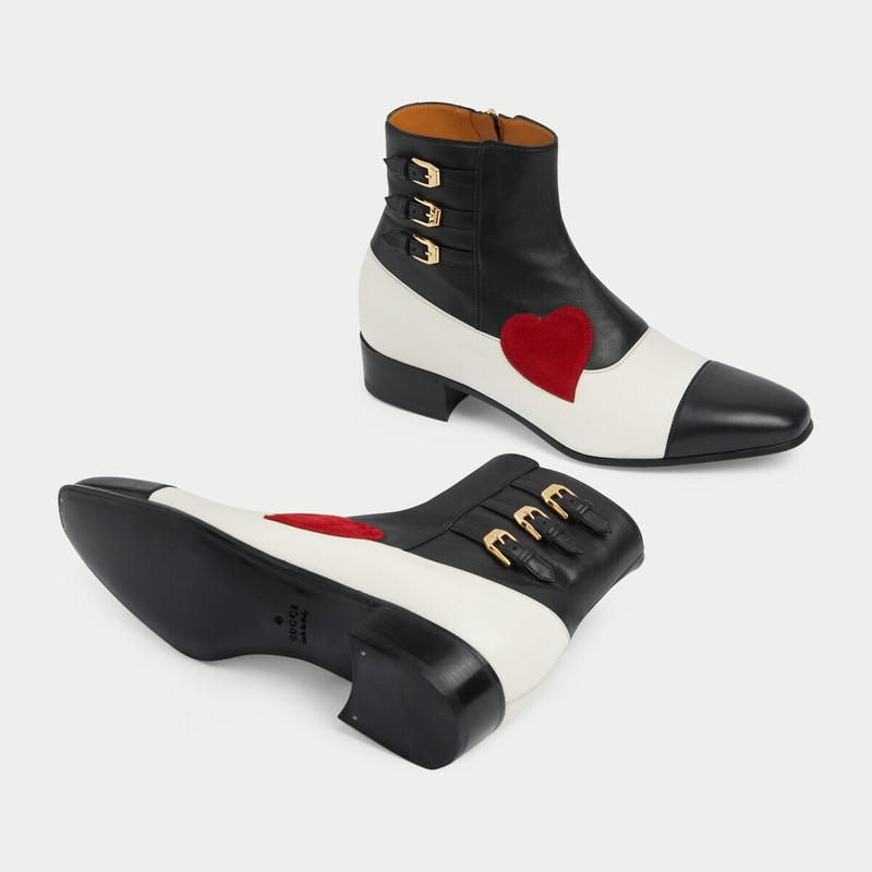 Gucci HA HA HA boot with buckles 6