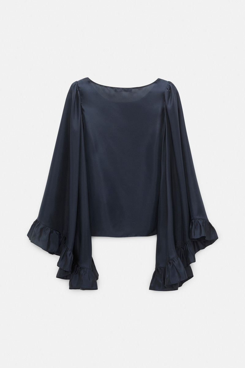 PLAYFUL VOLUMES blouse 7