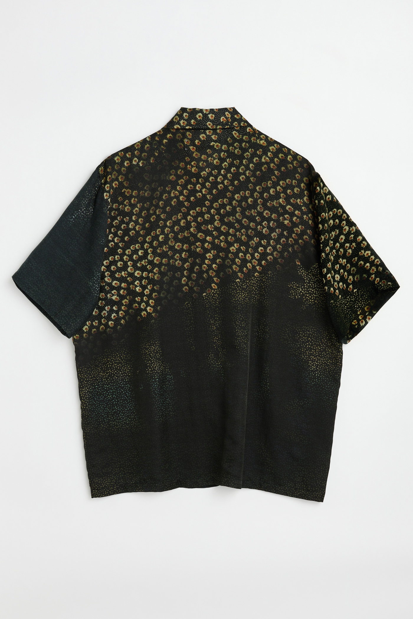 Box Shirt Shortsleeve Dark Flower Print - 7
