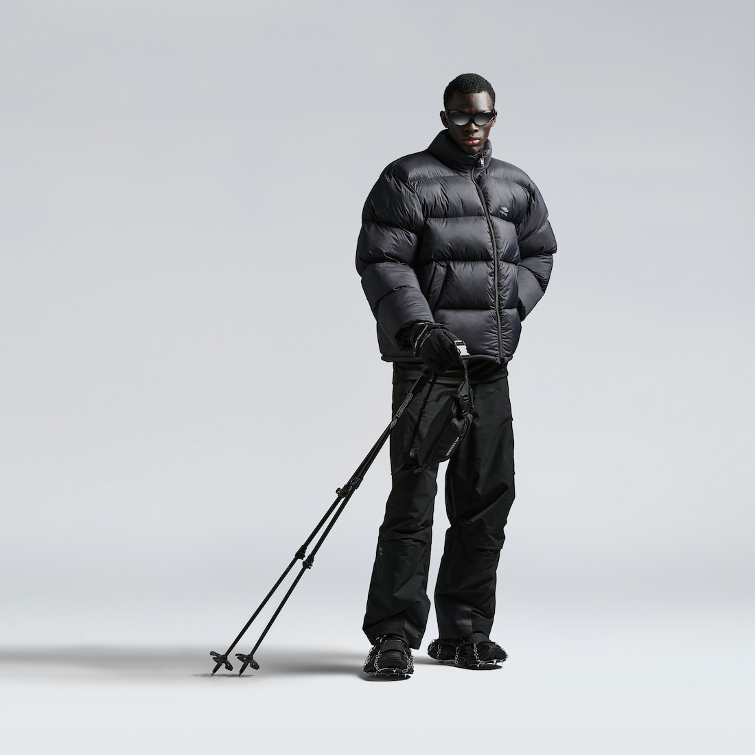Men's Skiwear - 3b Sports Icon Ski Puffer in Black - 2