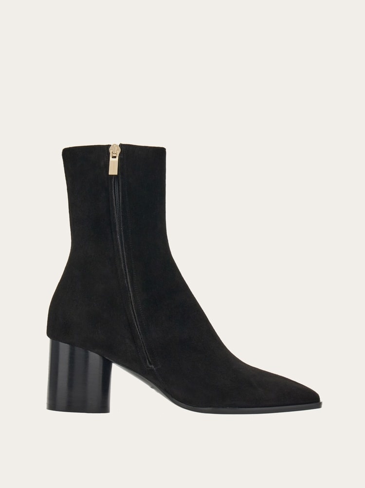 ANKLE BOOT WITH SQUARED TOE - 6