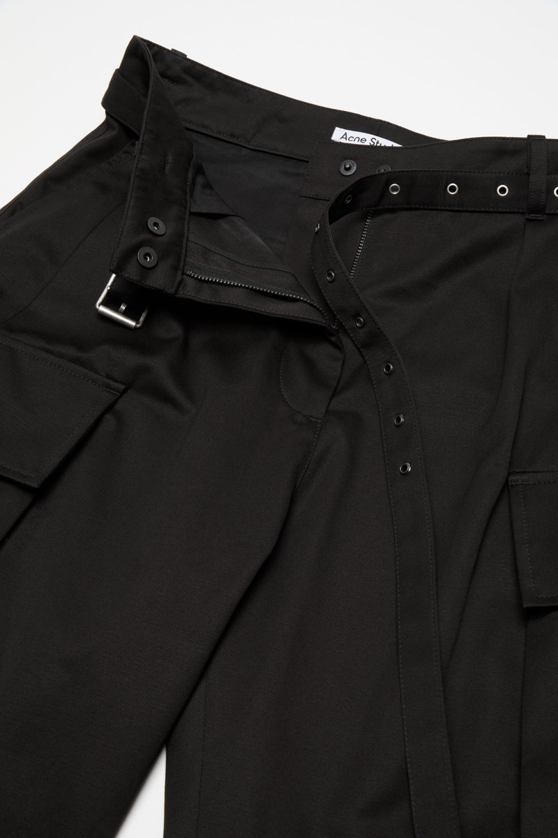 Cargo trousers with belt - Black 4