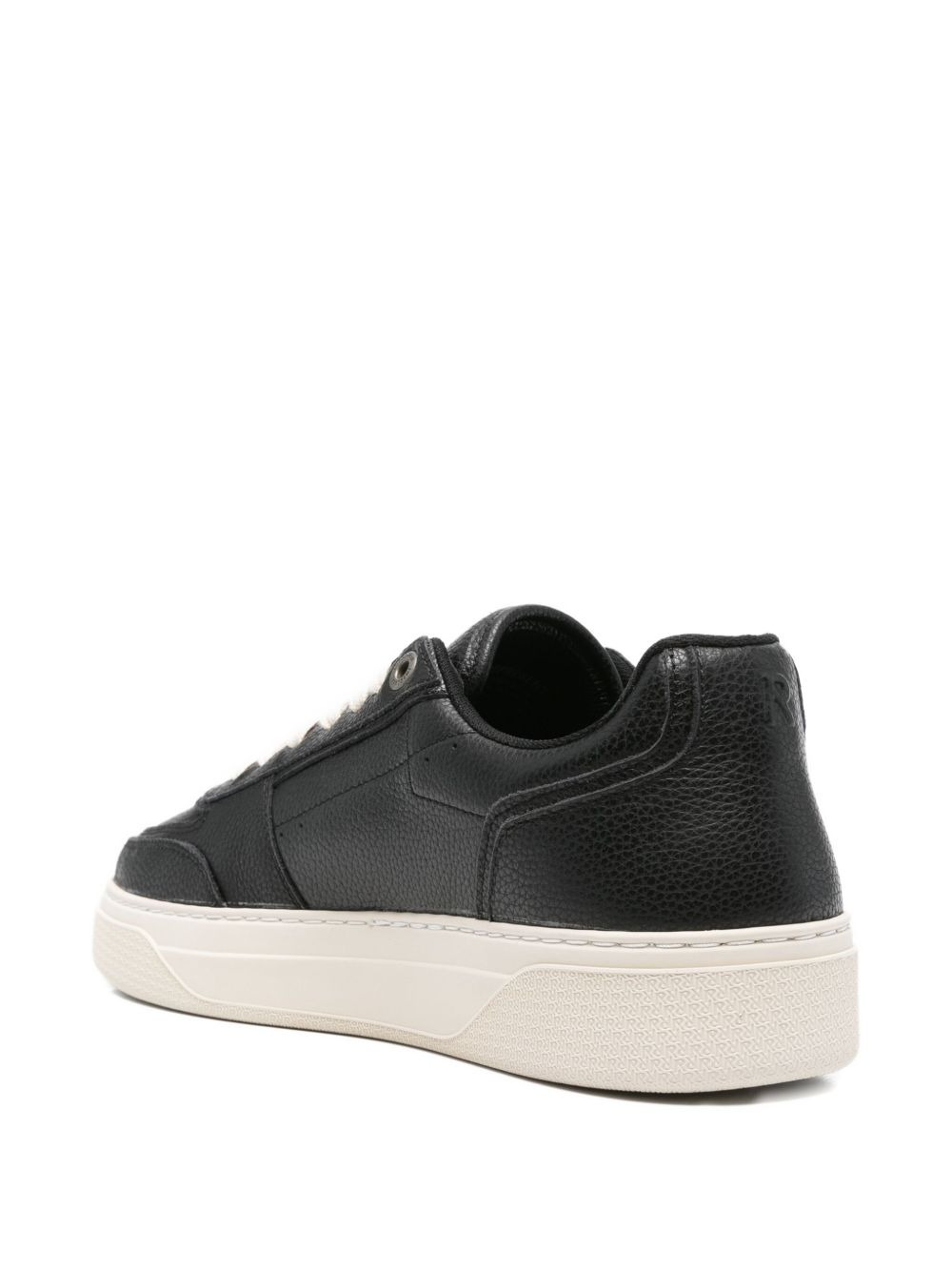 Initial sneakers - 3