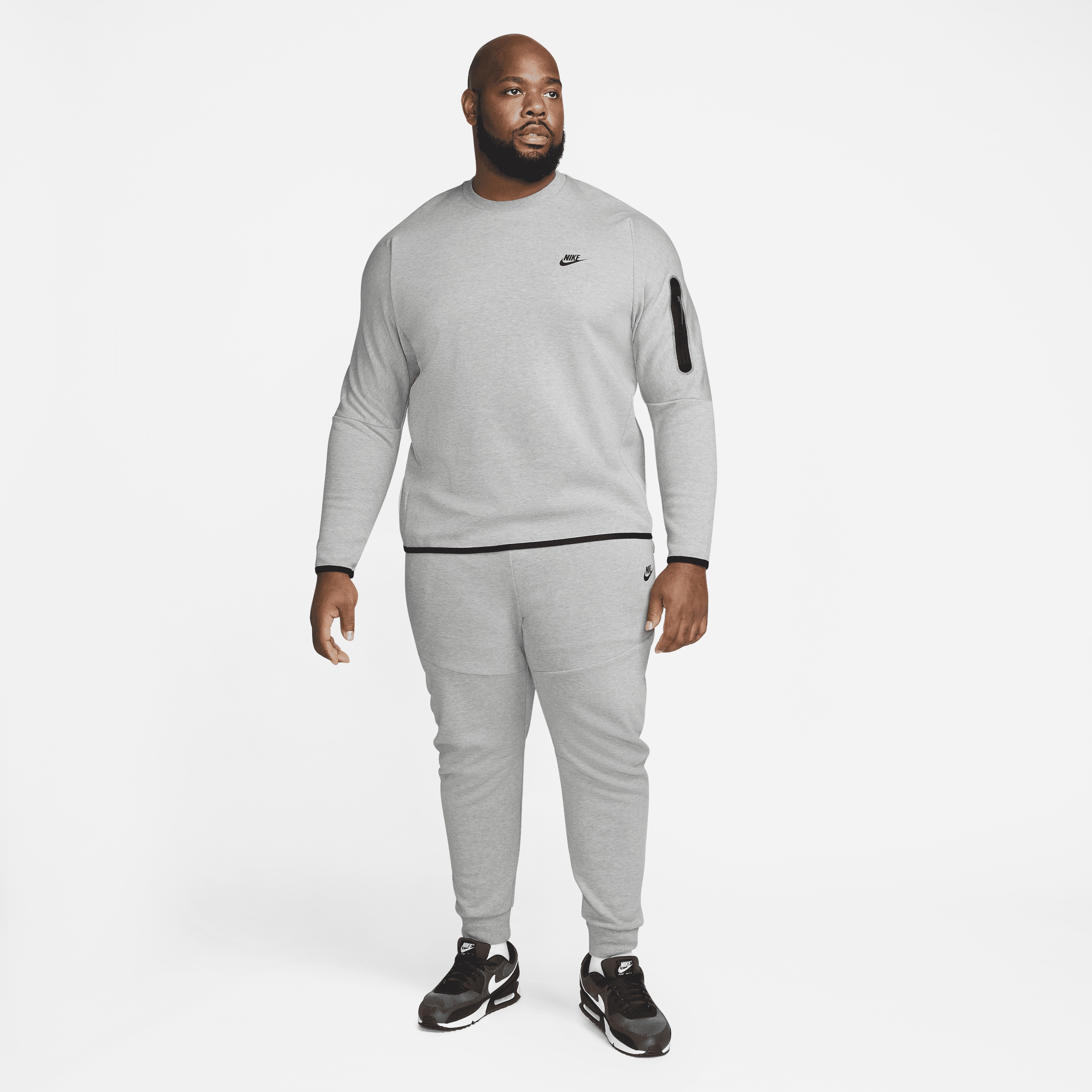 Men's Nike Sportswear Tech Fleece Crew Sweatshirt - 9