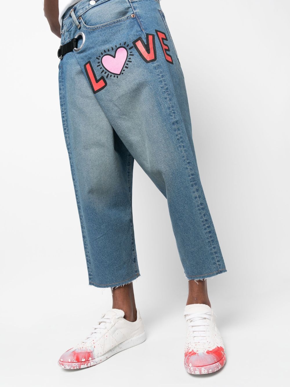 graphic-print cropped denim trousers - 5