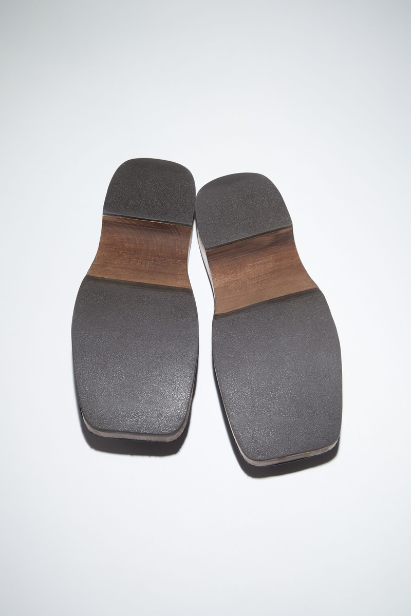 Leather wood clog - Black 4