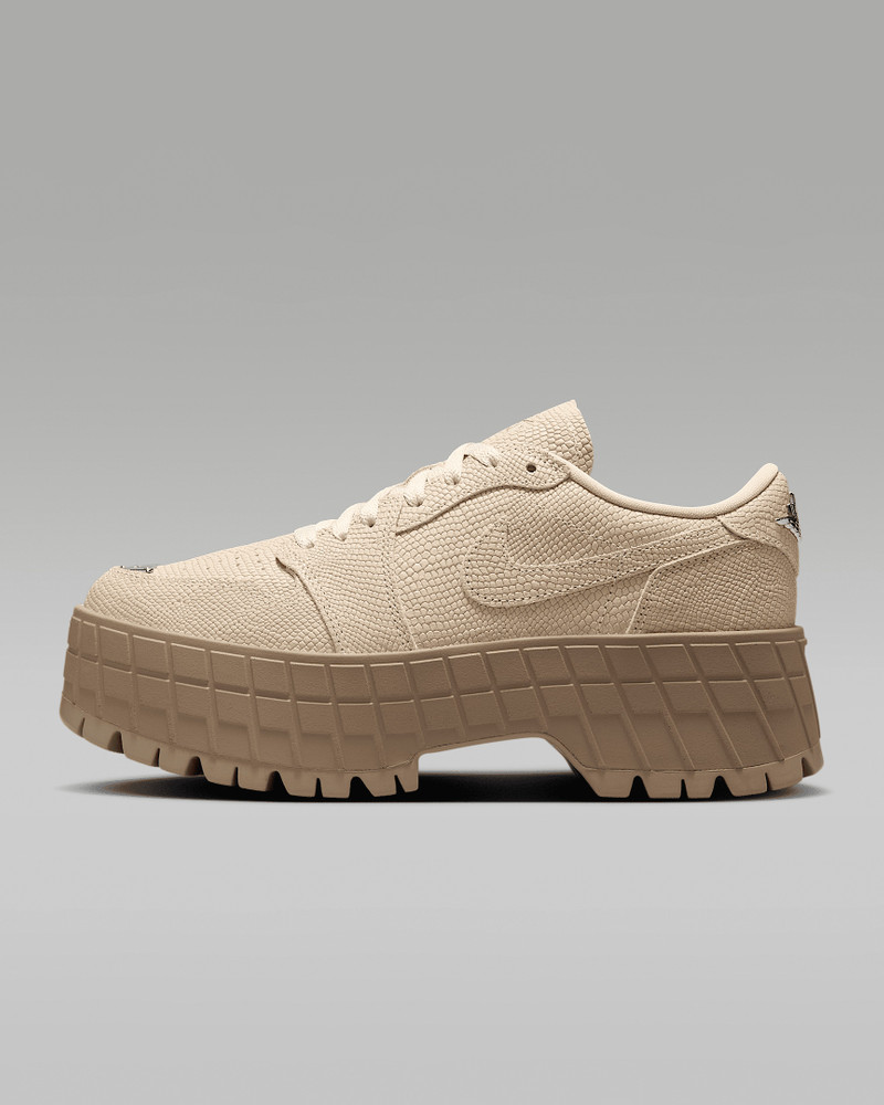 Air Jordan 1 Brooklyn Low Women's Shoes - 1