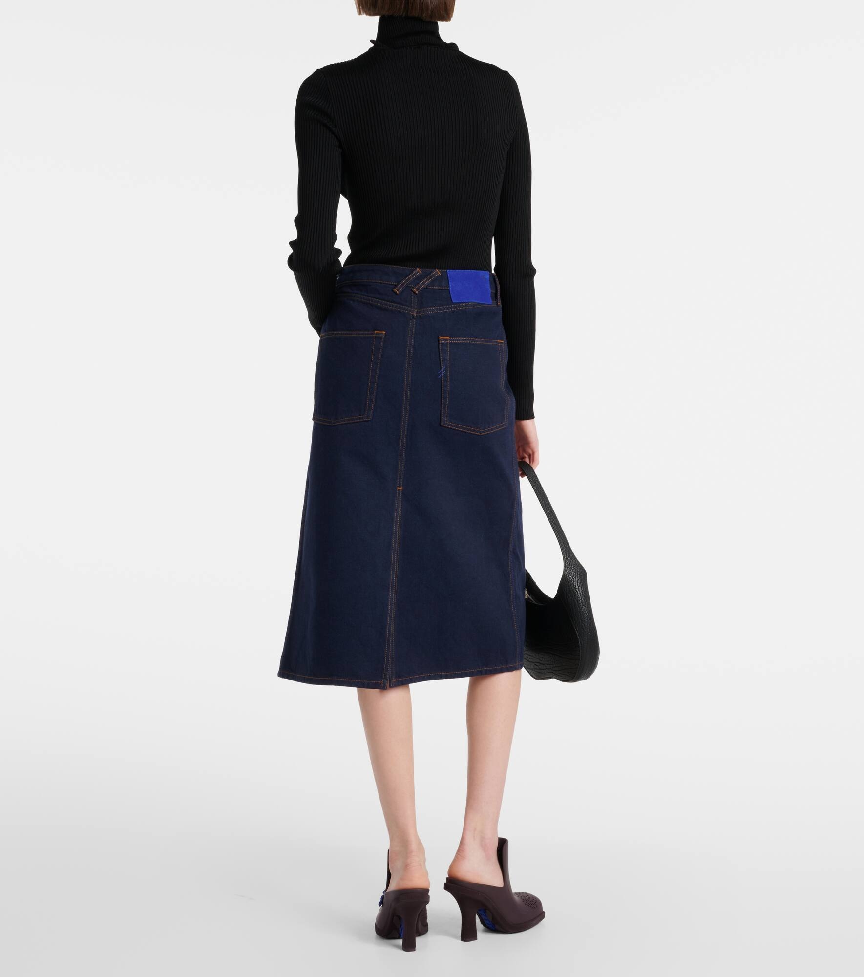 High-rise denim midi skirt - 3