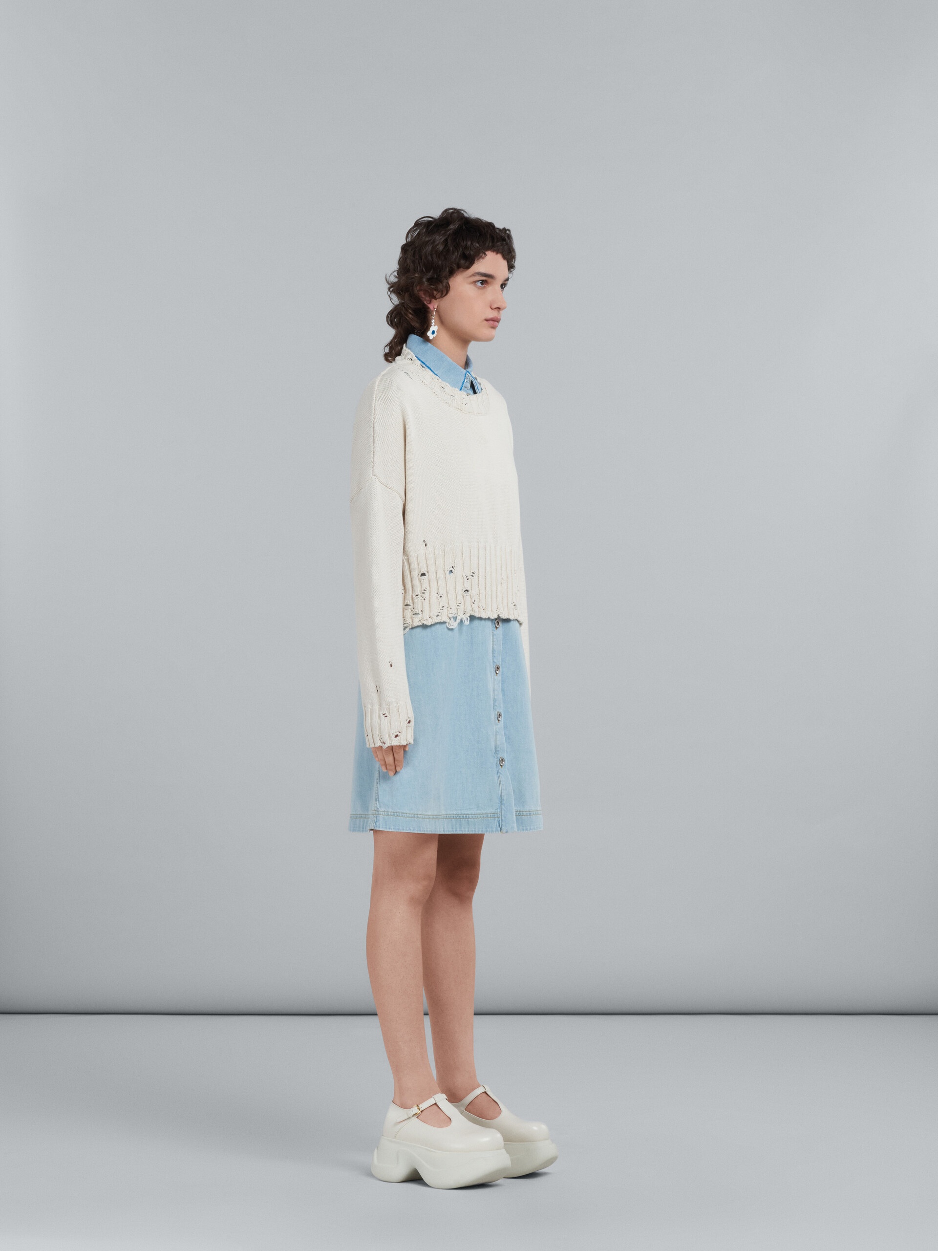 LIGHT BLUE CHAMBRAY DRESS WITH EMBROIDERY - 6