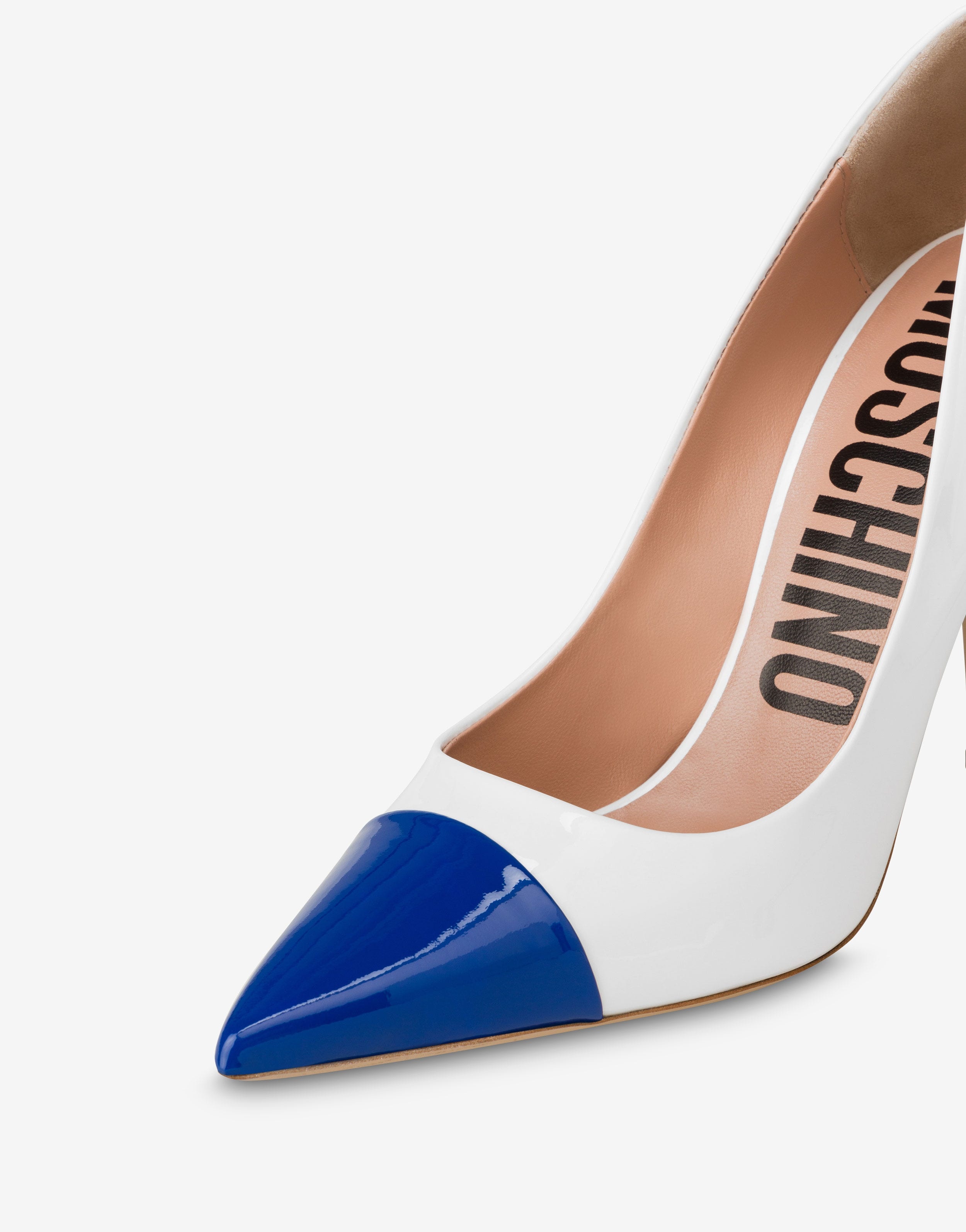 CONTRASTING DETAILS PATENT LEATHER PUMPS - 4