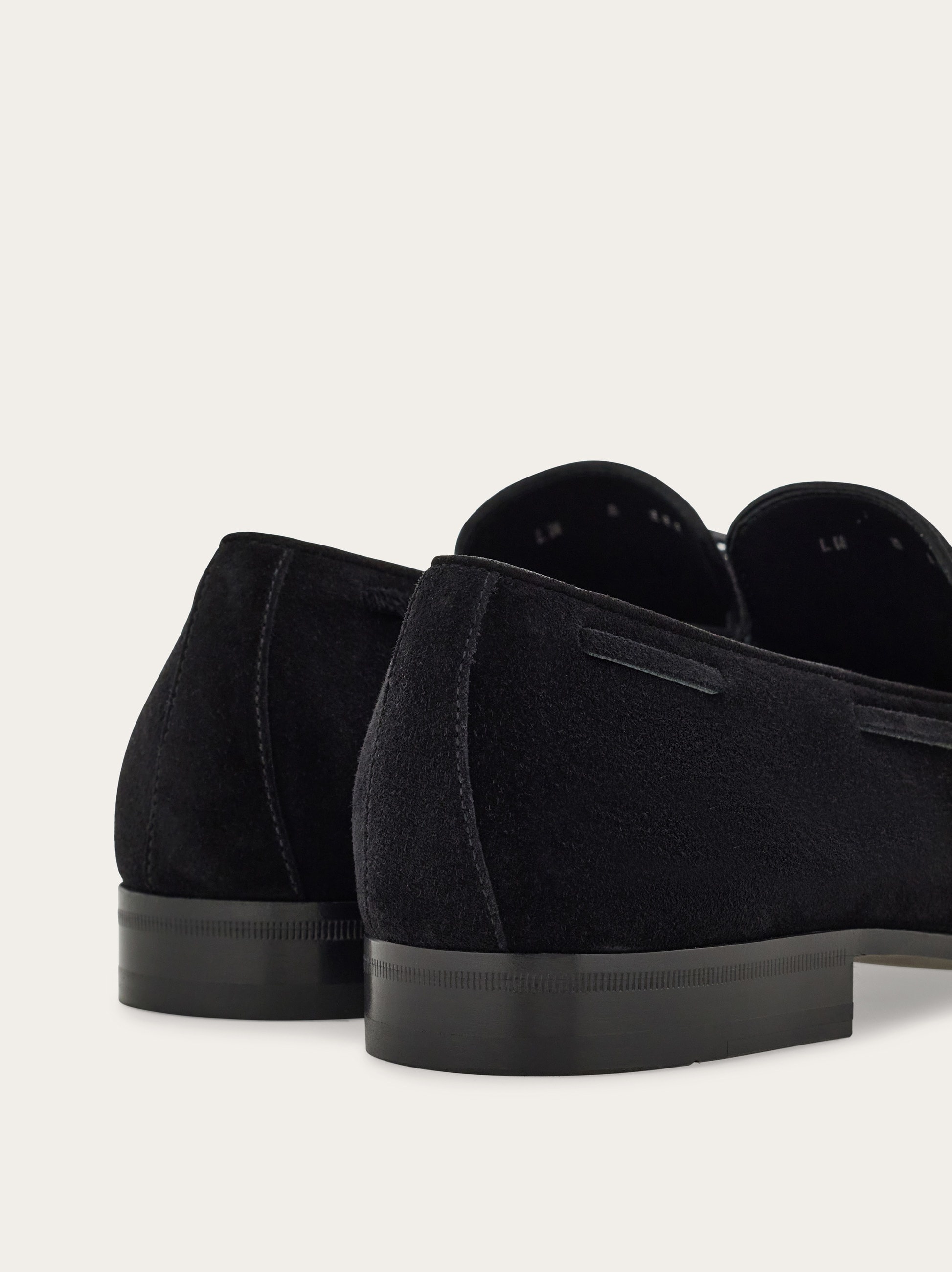 Loafer with tassels - 3