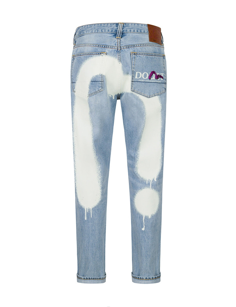 Graffiti-Style Daicock Print Carrot Fit Jeans #2017 14