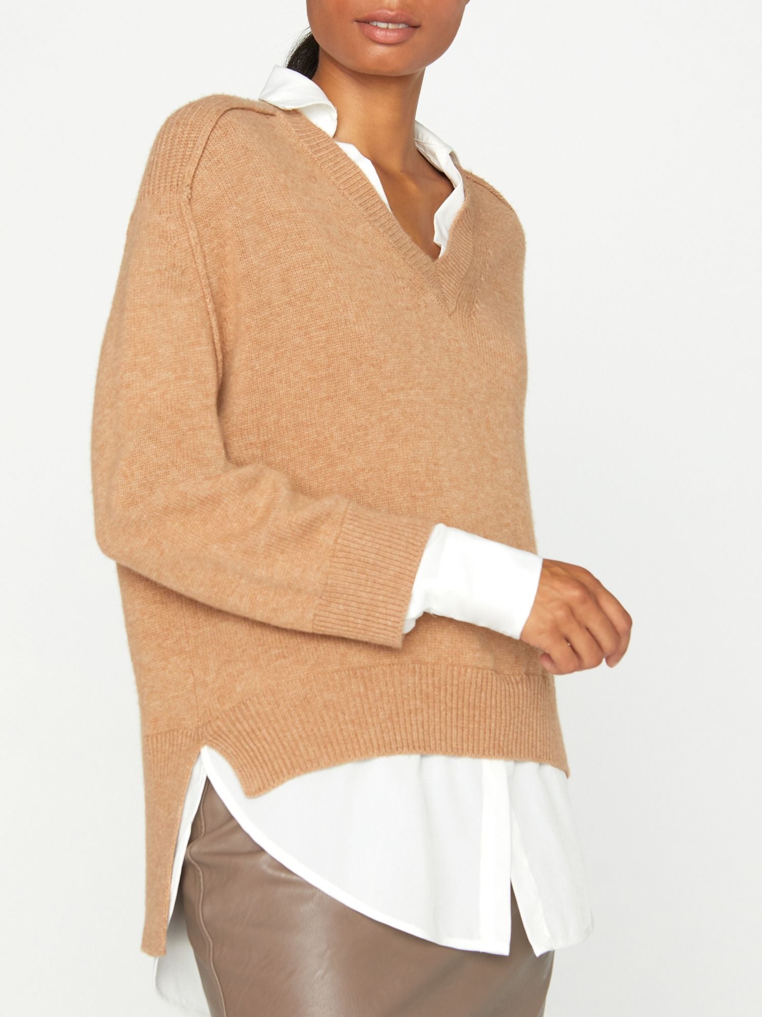 The Looker Layered V-Neck - 3