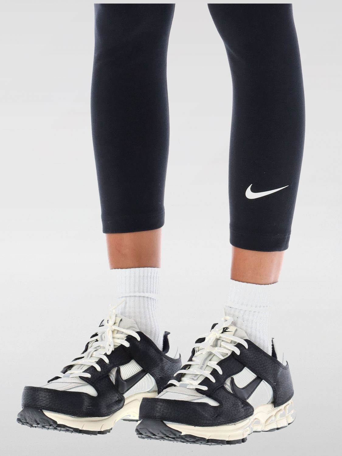 Pants woman Nike - 3