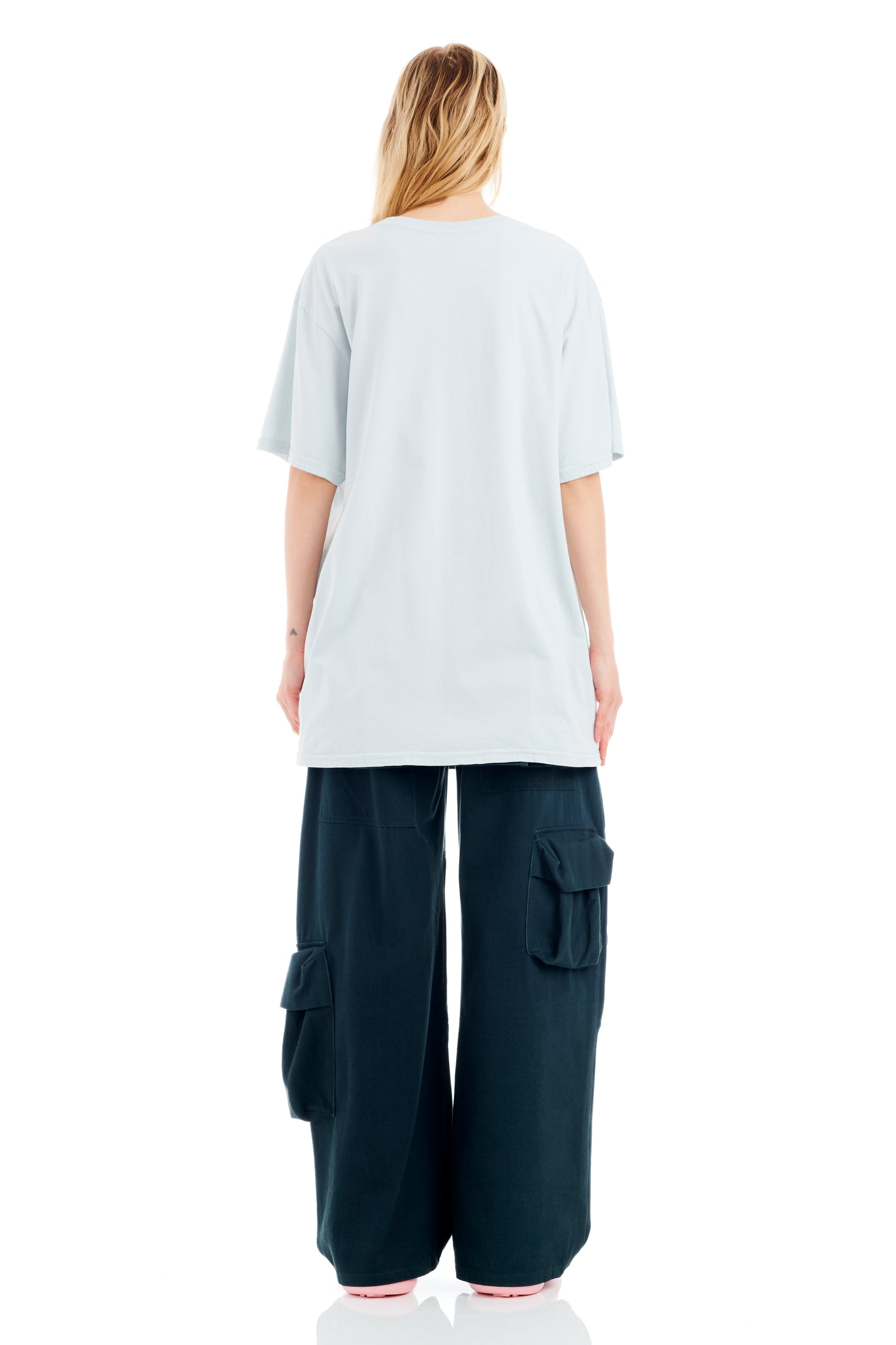 A HUG GRAPHIC TEE - 5