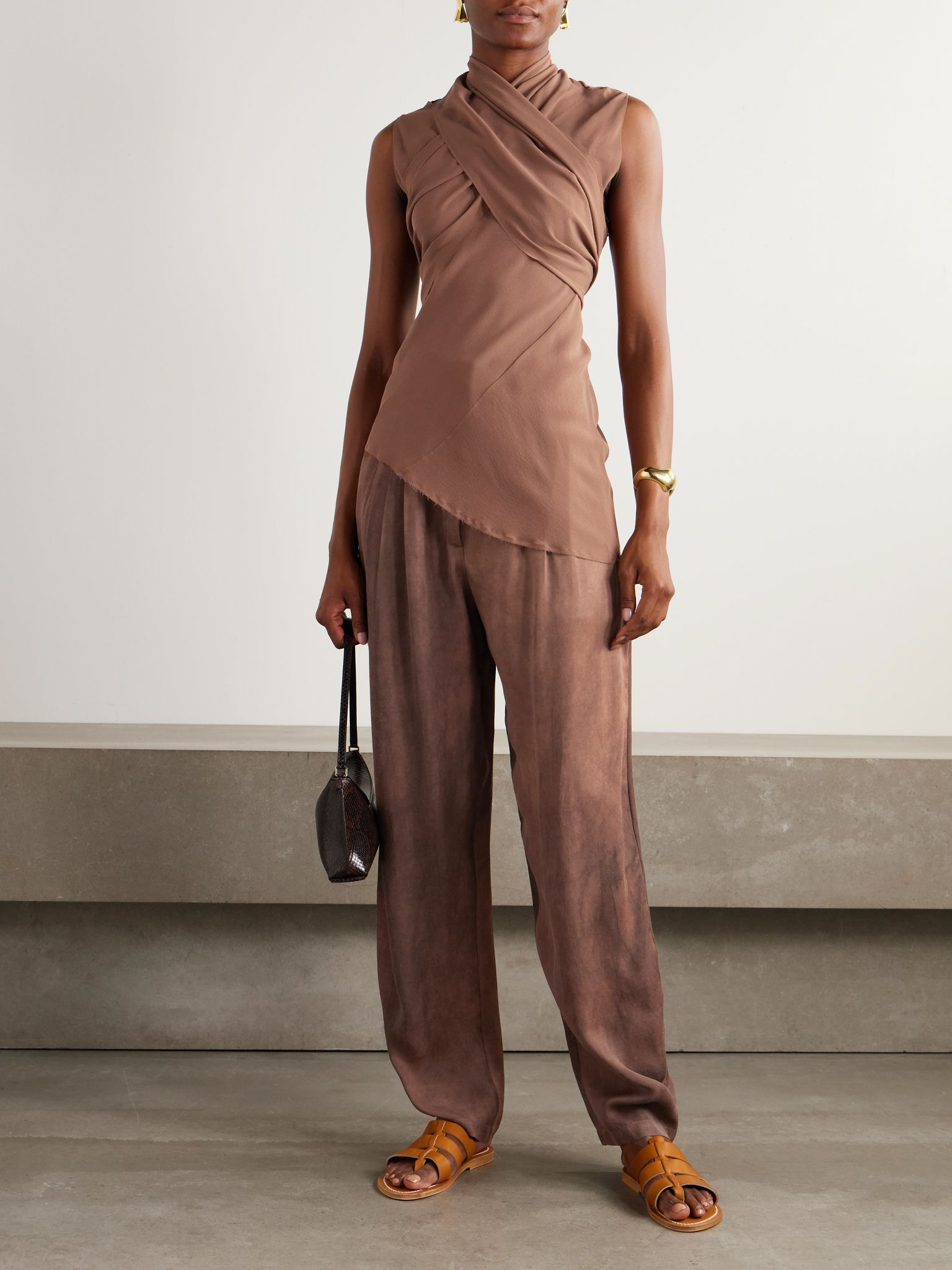 Eclipse pleated voile tapered pants Brown - 2