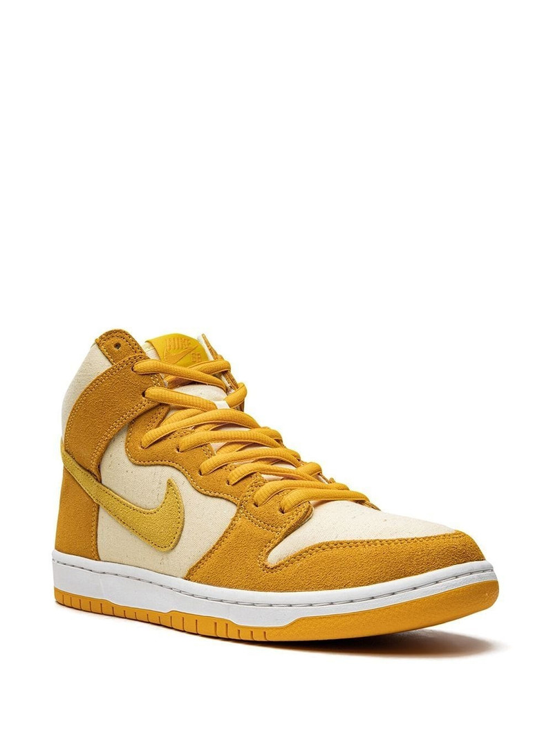 Nike SB Dunk High "Pineapple" sneakers outlook