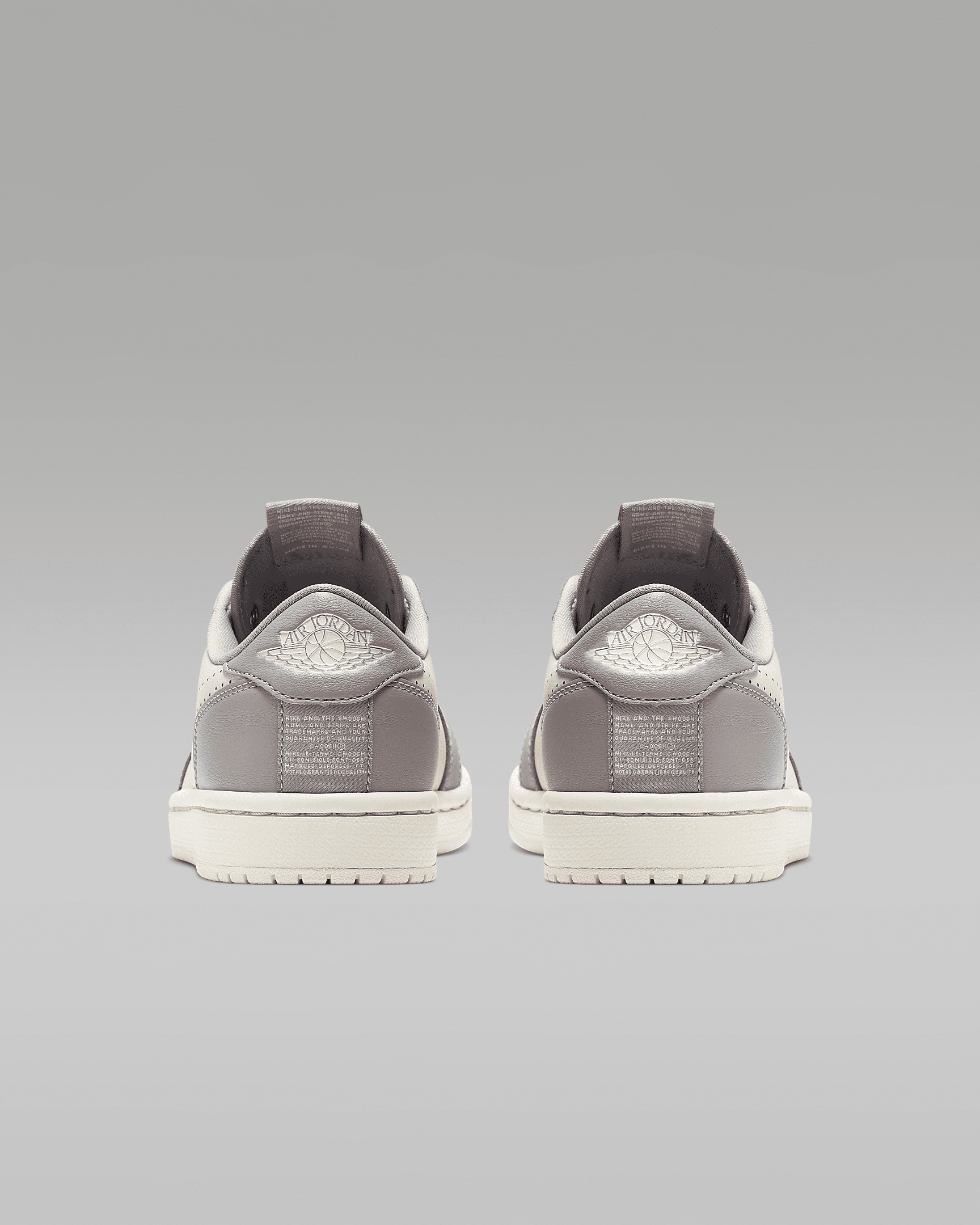 Air Jordan 1 Retro Low Slip Women's Shoes - 6