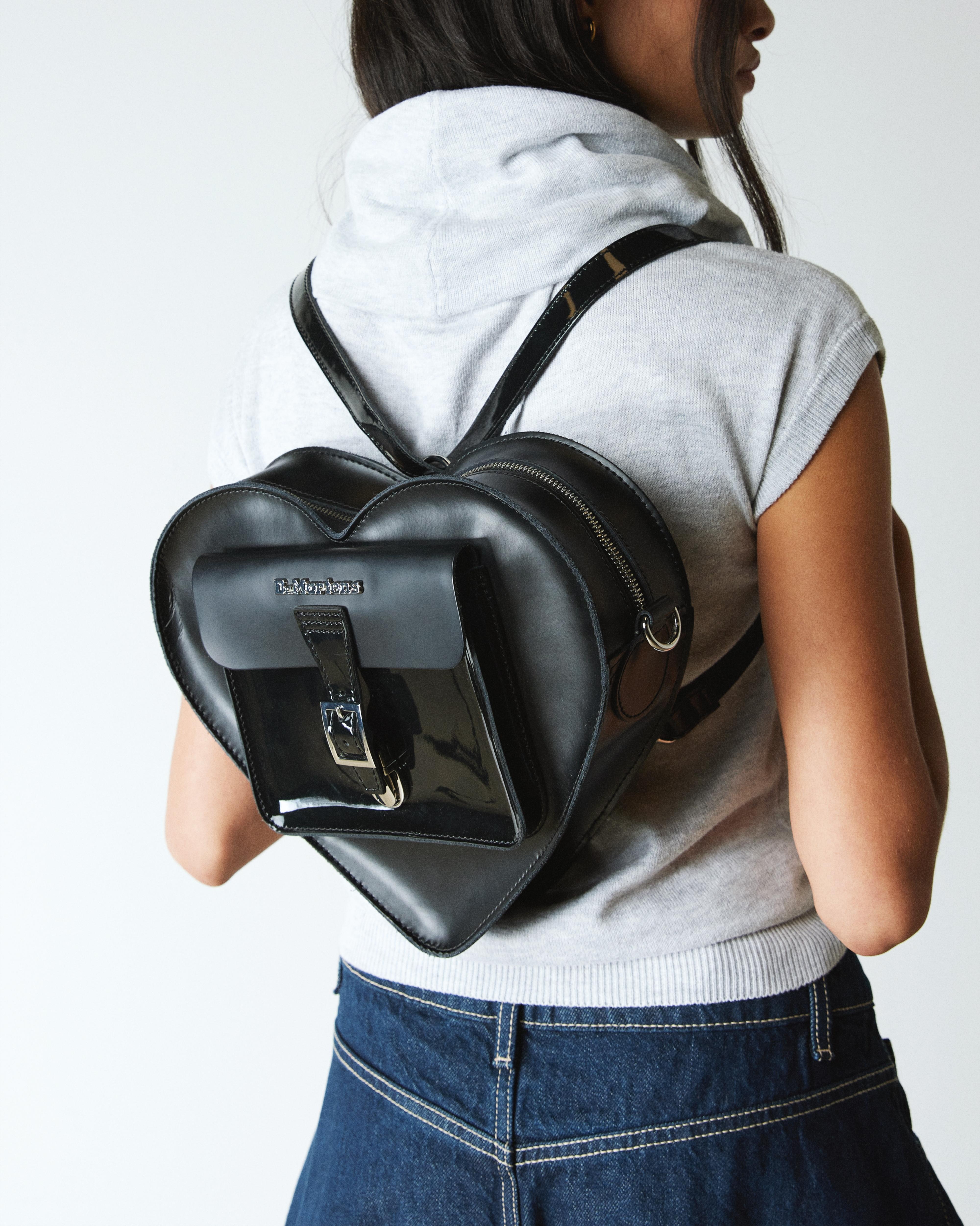 Heart Shaped Hardware Kiev Leather Bag - 2