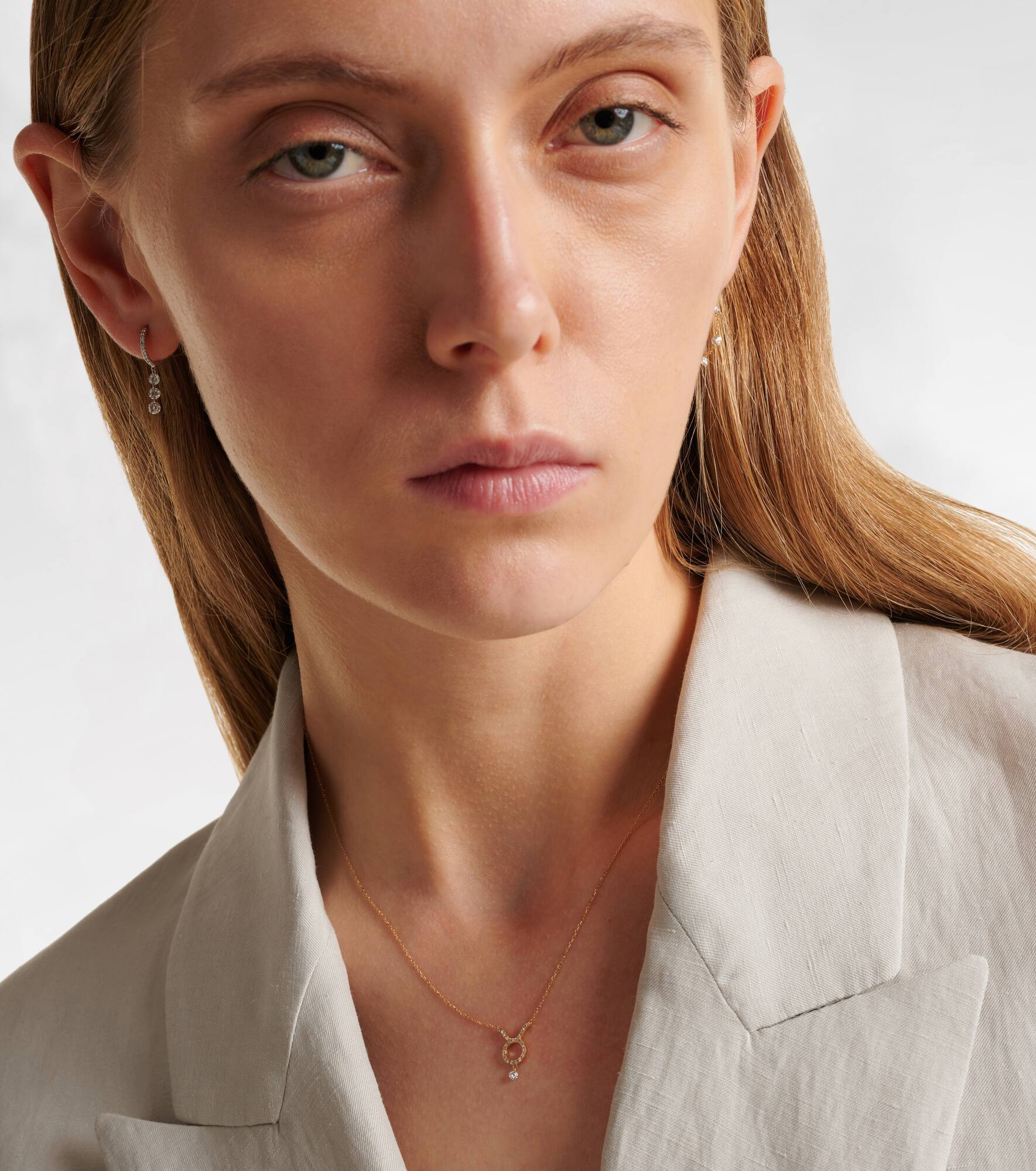 Taurus 18kt gold necklace with diamonds - 2