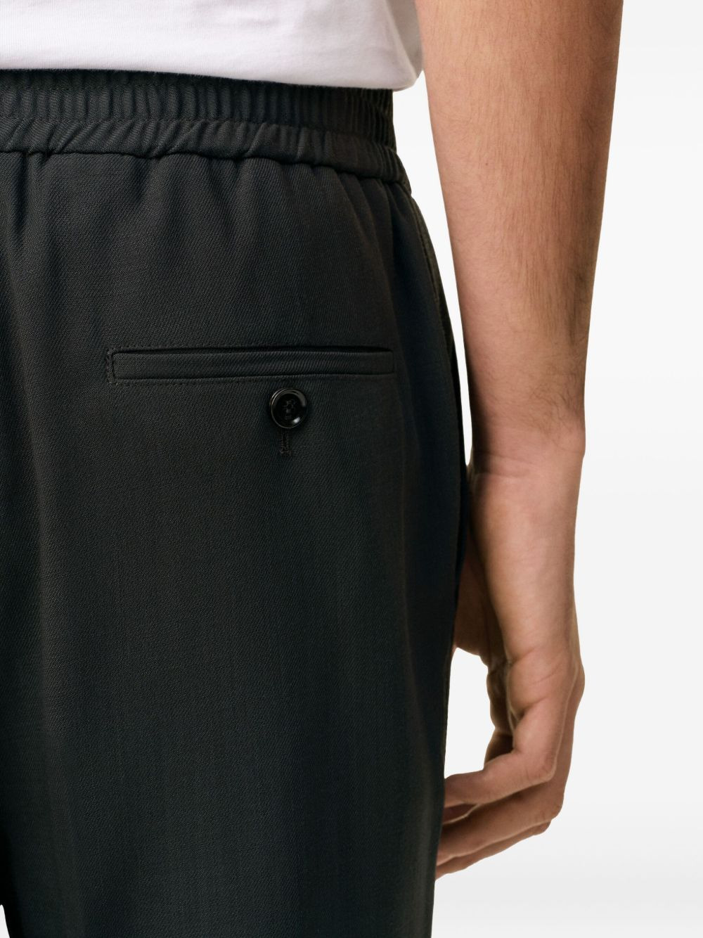 elasticated-waist straight-leg trousers - 6