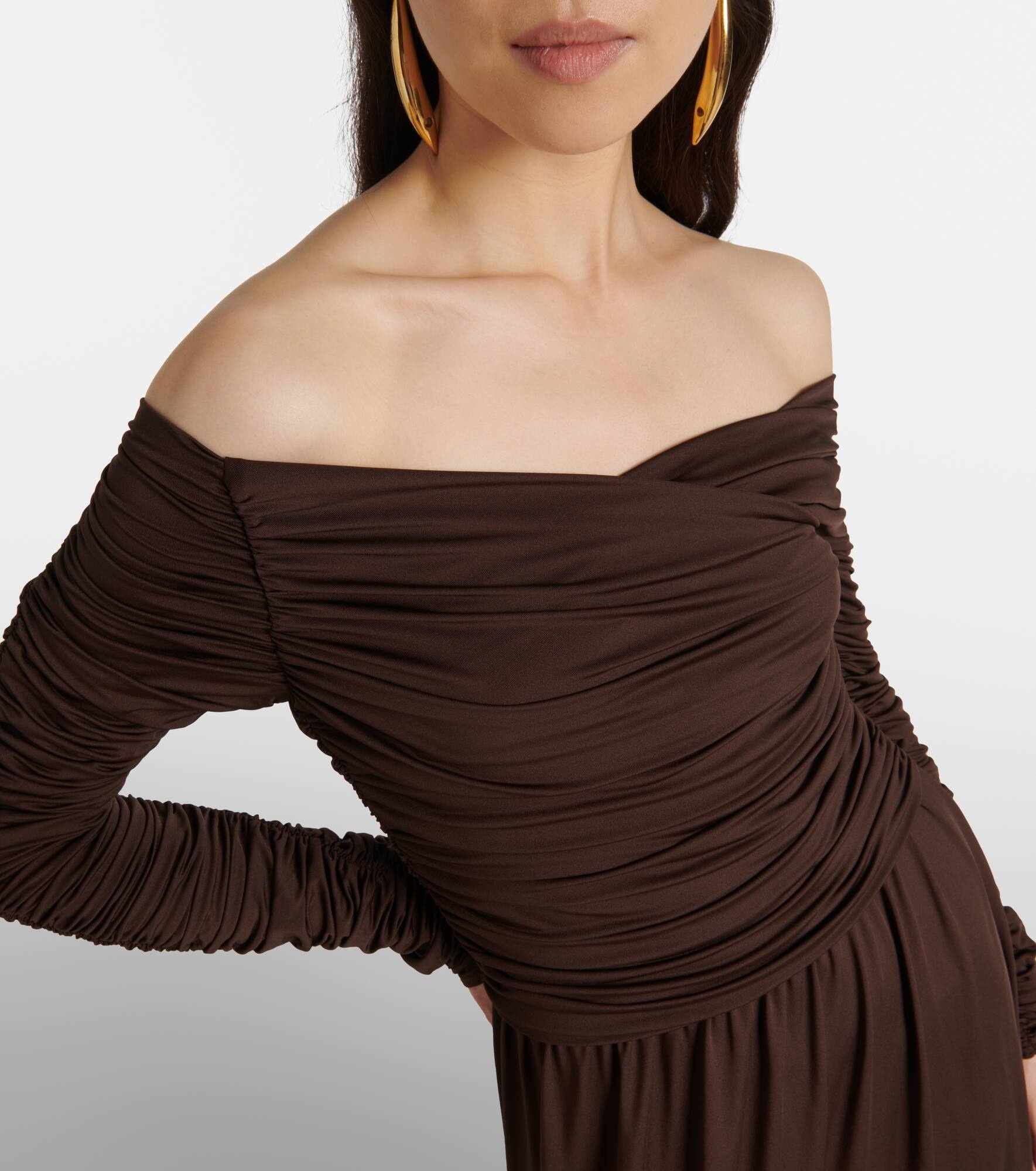 Charlotte off-shoulder jersey maxi dress - 4