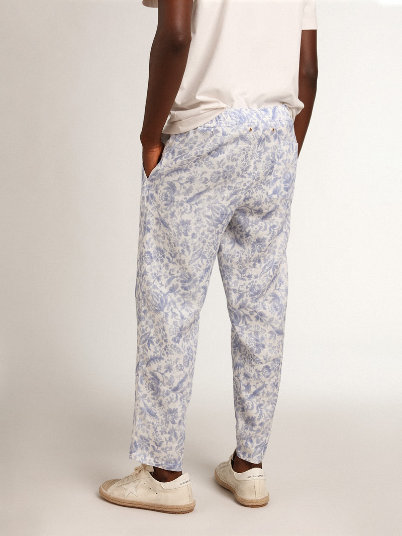 Resort Collection linen trousers with Mediterranean blue print 4
