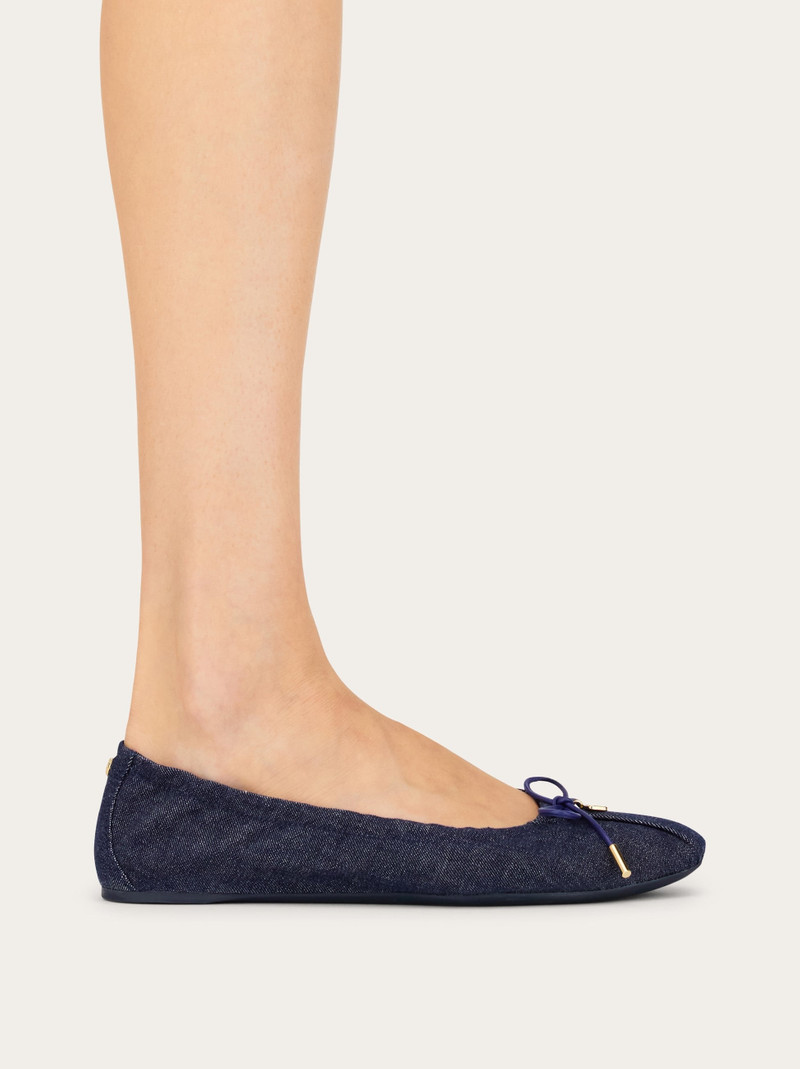 FERRAGAMO Elasticated ballet flat outlook