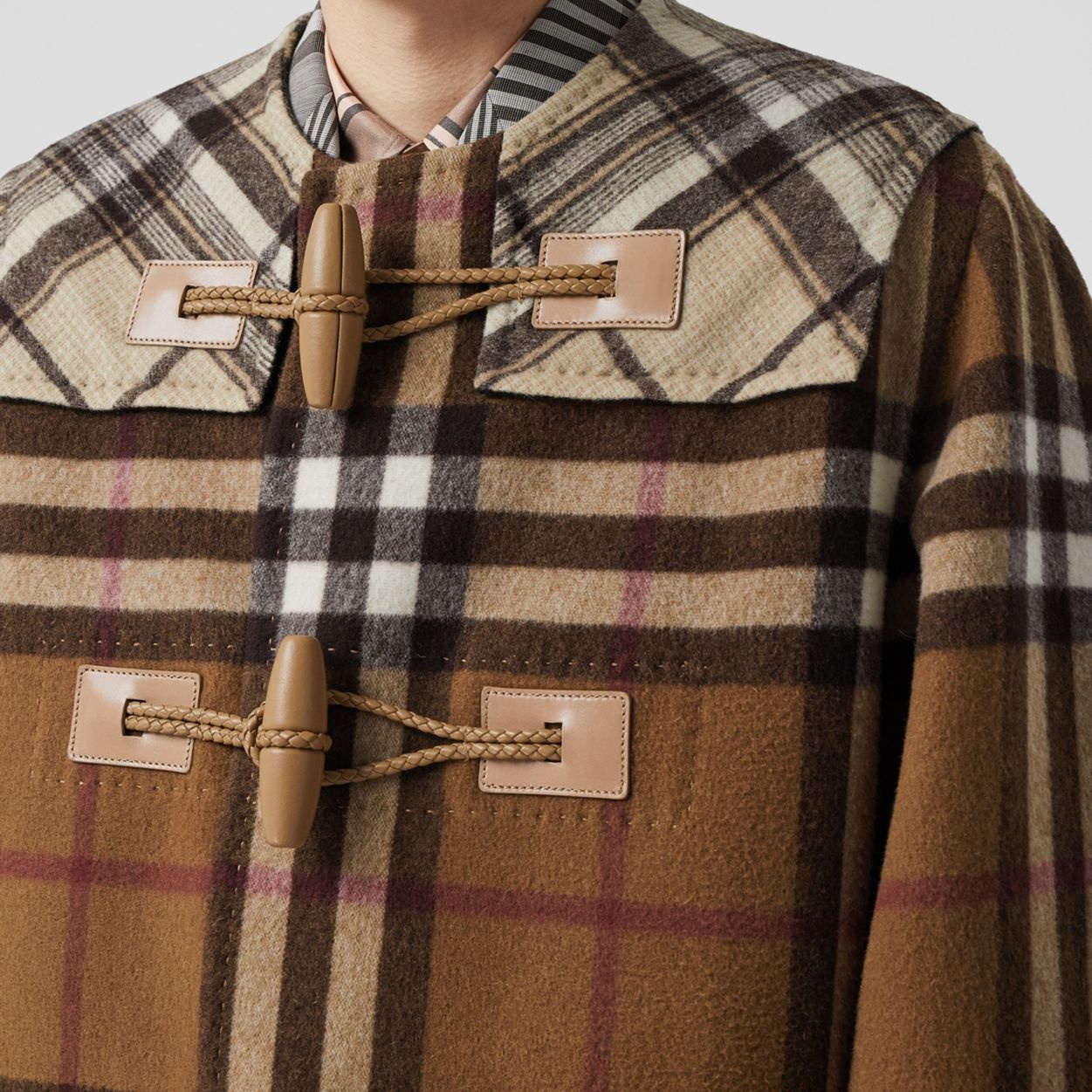 Double-faced Contrast Check Wool Duffle Coat - 8