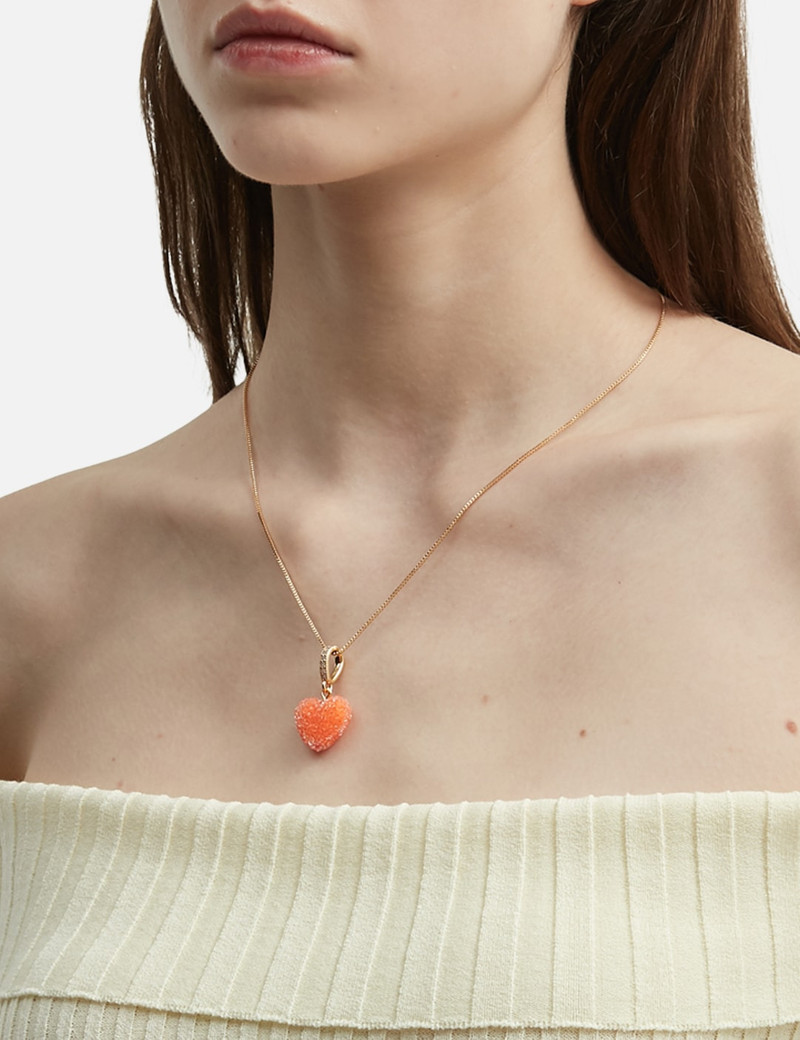 CRYSTAL HAZE JELLY HEART PENDANT outlook