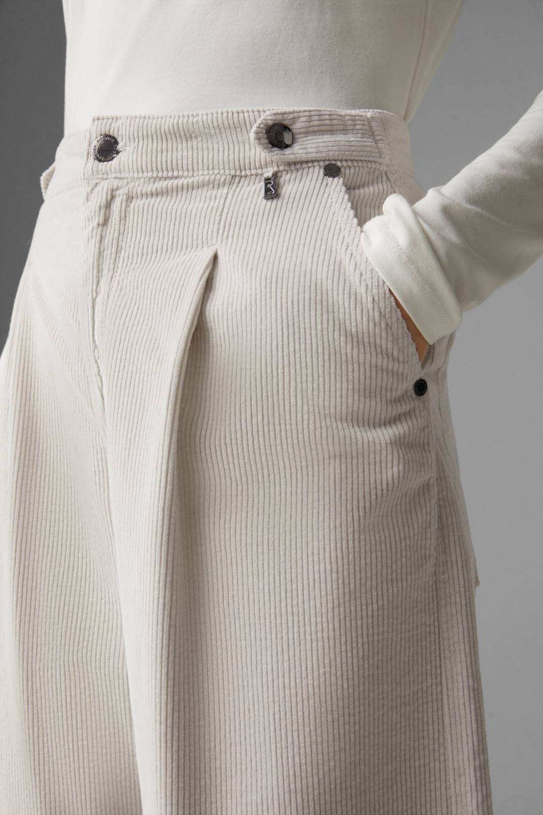 TISA TAPERED FIT CORDUROY PANTS IN OFF-WHITE - 5