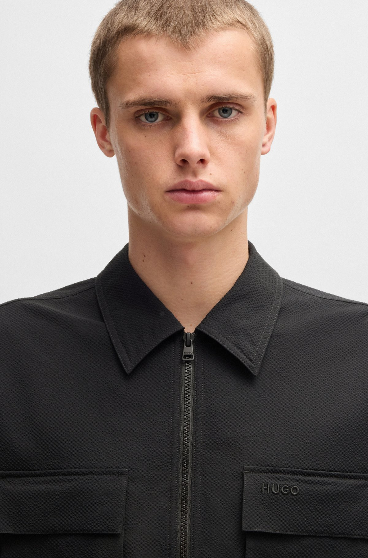 OVERSIZE-FIT OVERSHIRT IN WATER-REPELLENT SEERSUCKER - 3