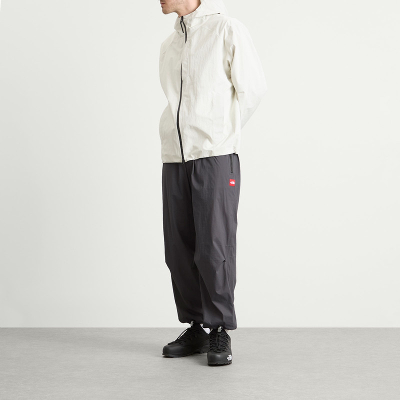 The North Face The North Face Redbox Packable Wind Trousers outlook
