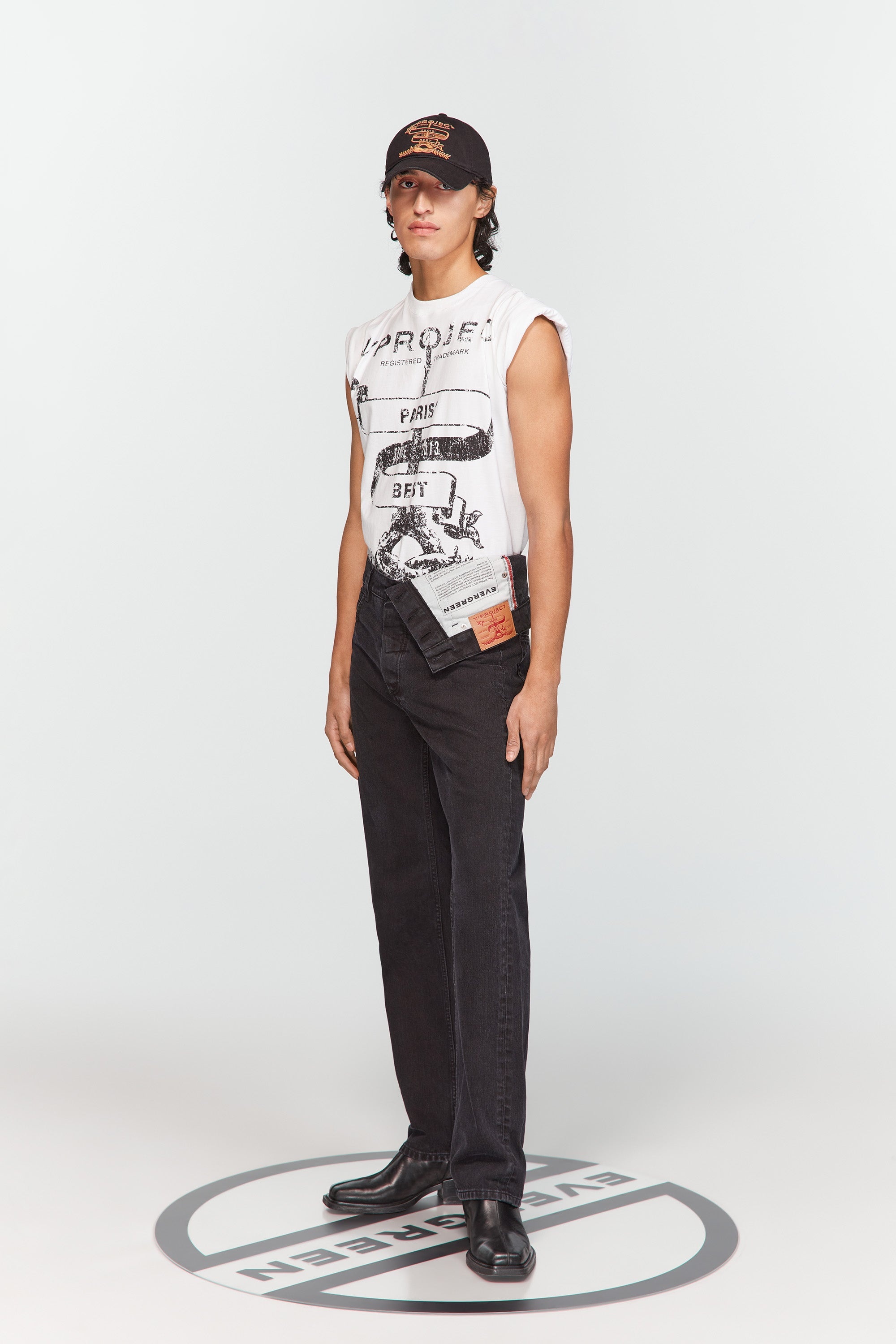 Evergreen Asymmetric Waist Jeans - 4