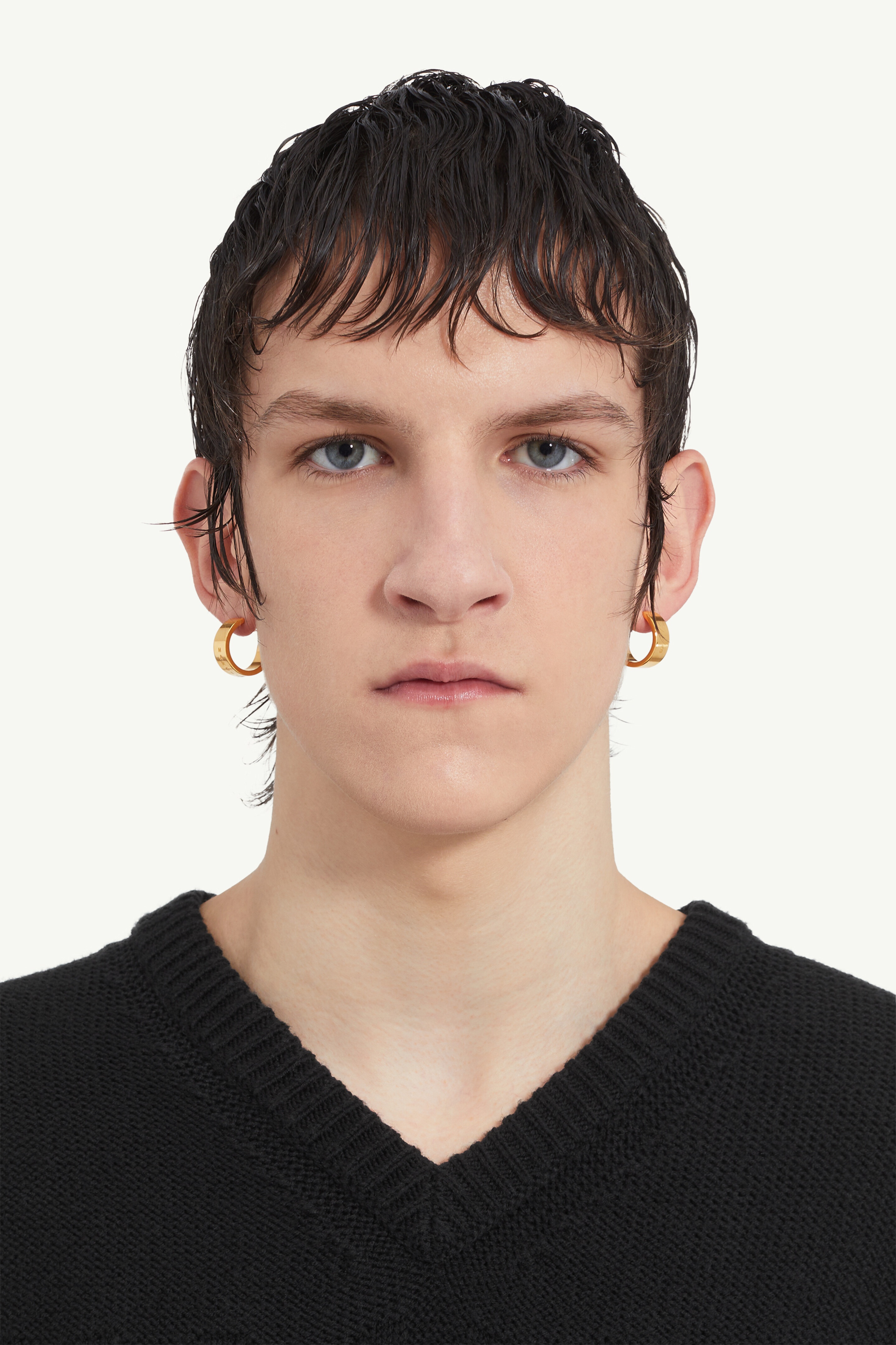 Minimal logo earrings - 5