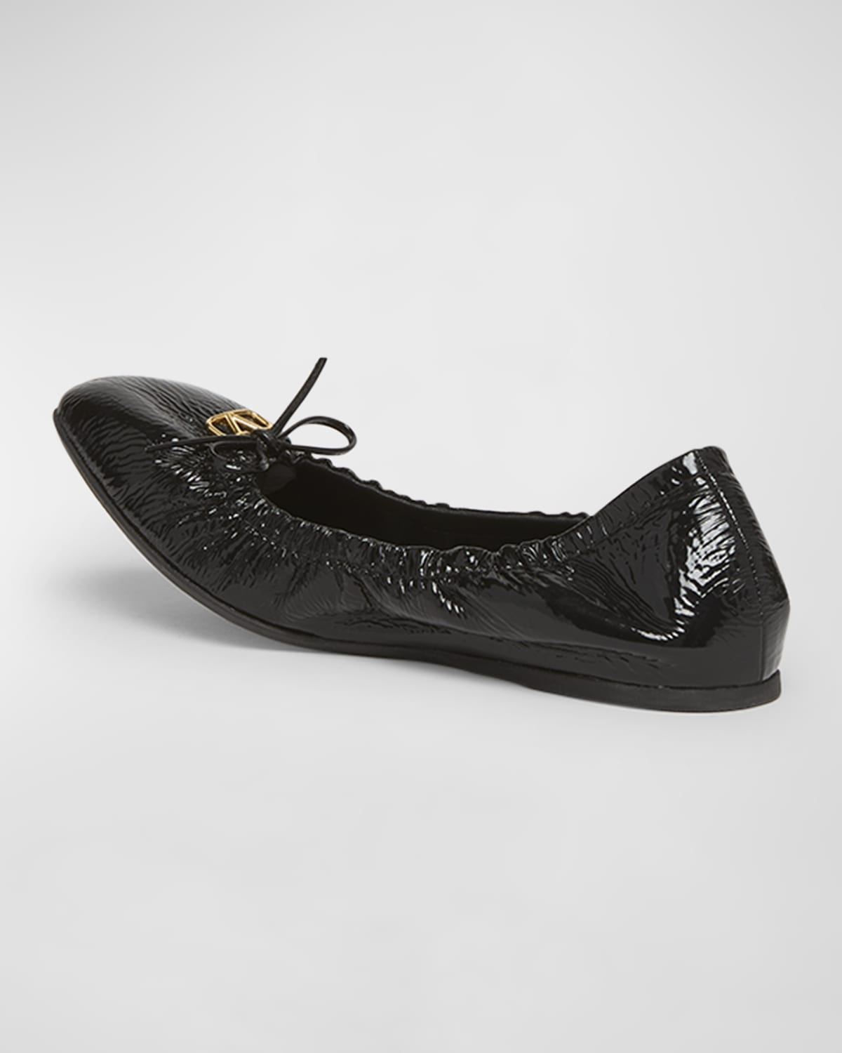 VLogo Medallion Bow Ballerina Flats - 4