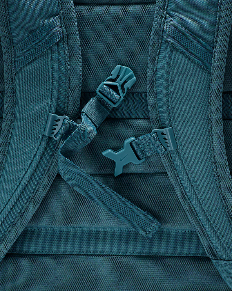 Nike Utility Elite Backpack (37L) 9