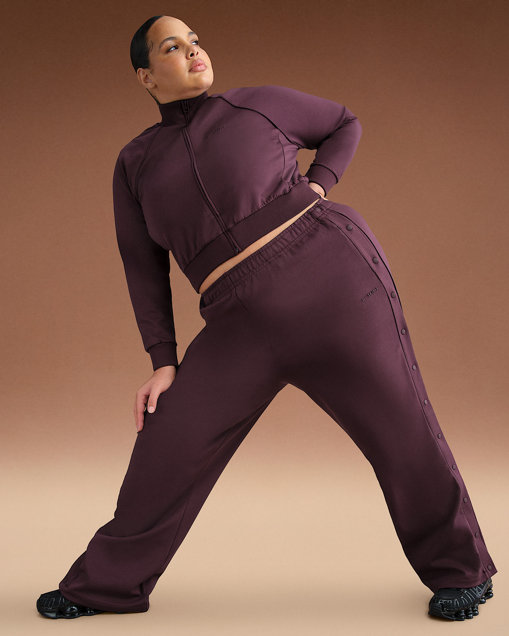 NikeSKIMS Matte Tricot Women's Side-Snap Pants - 9