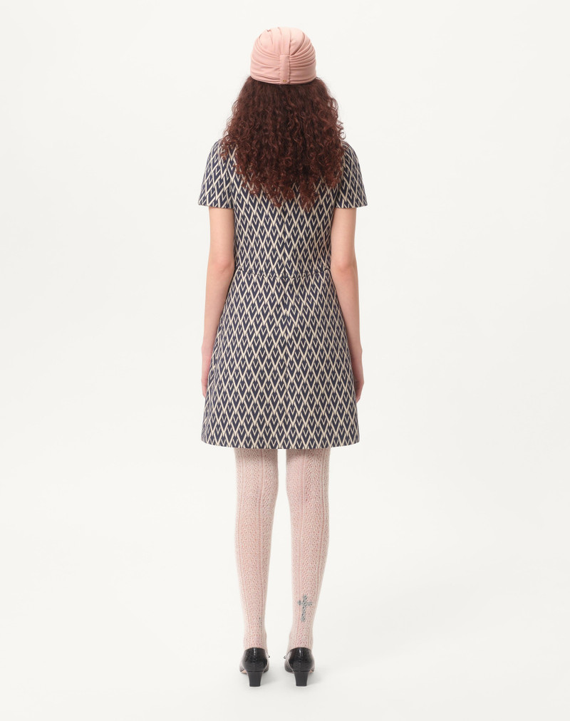 SHORT DRESS IN TOUTE LA V JACQUARD 9