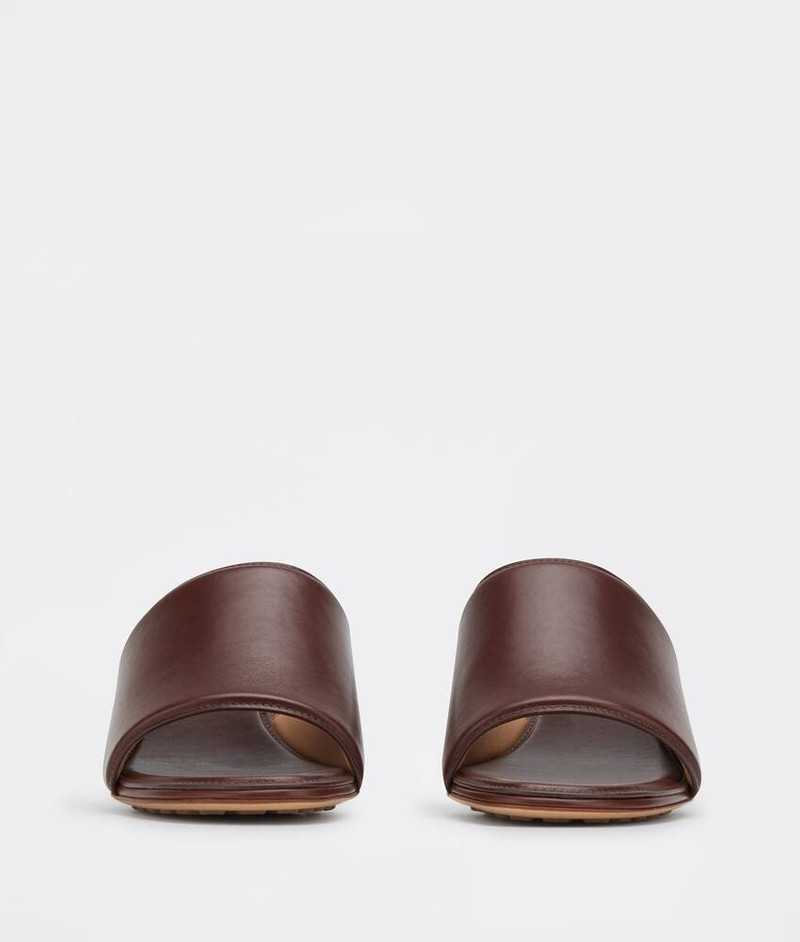 Bottega Veneta band outlook