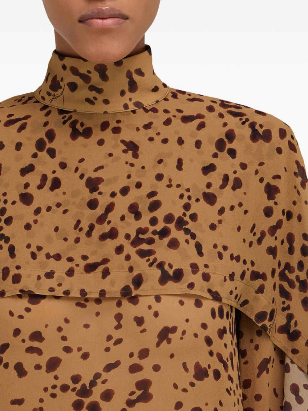 orchid-print cape midi dress - 5