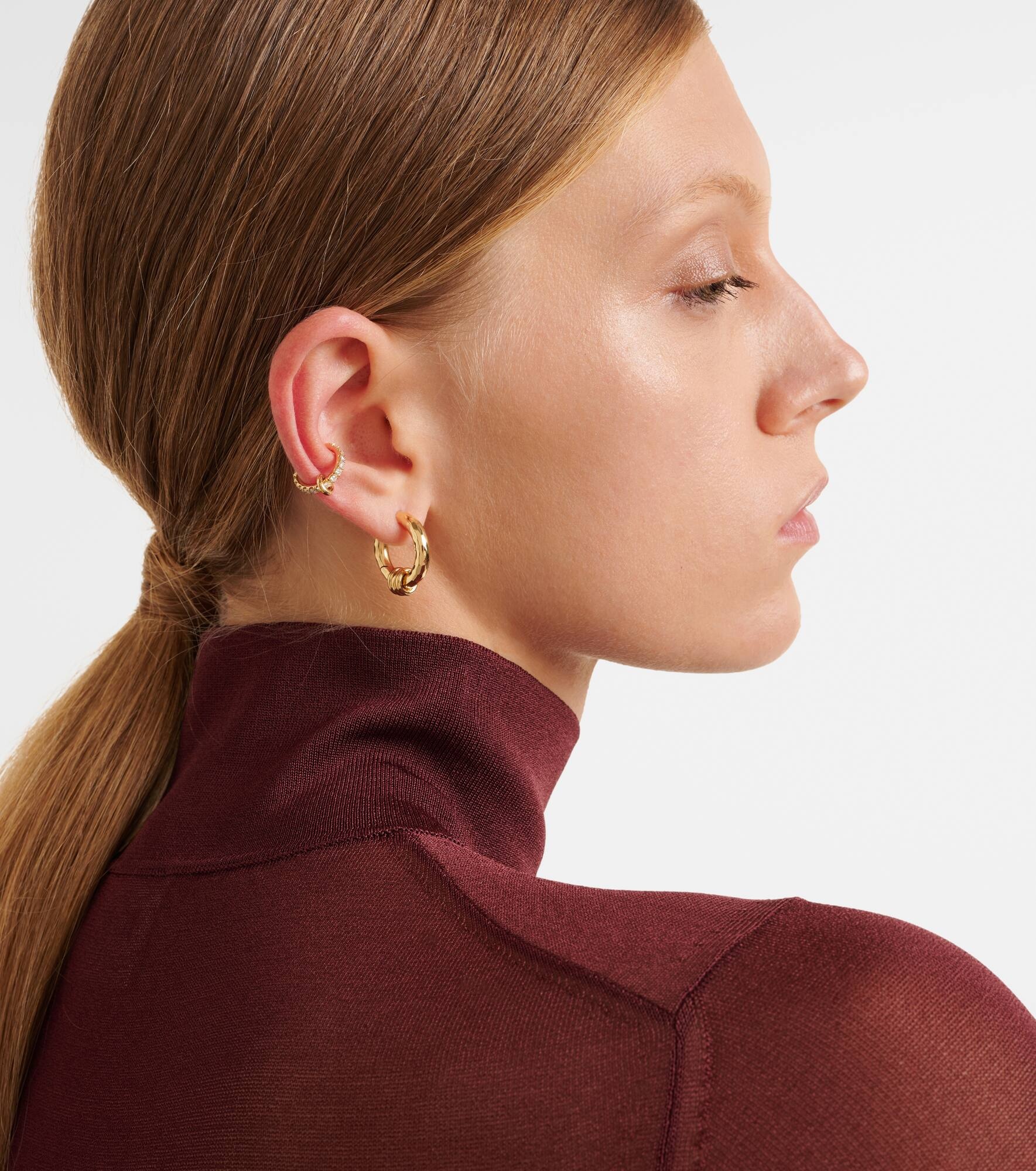 18kt gold single ear cuff with diamonds - 3