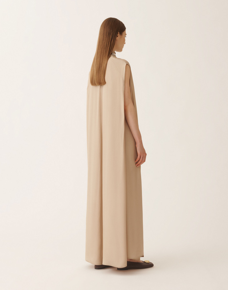 Dress in enver satin 4