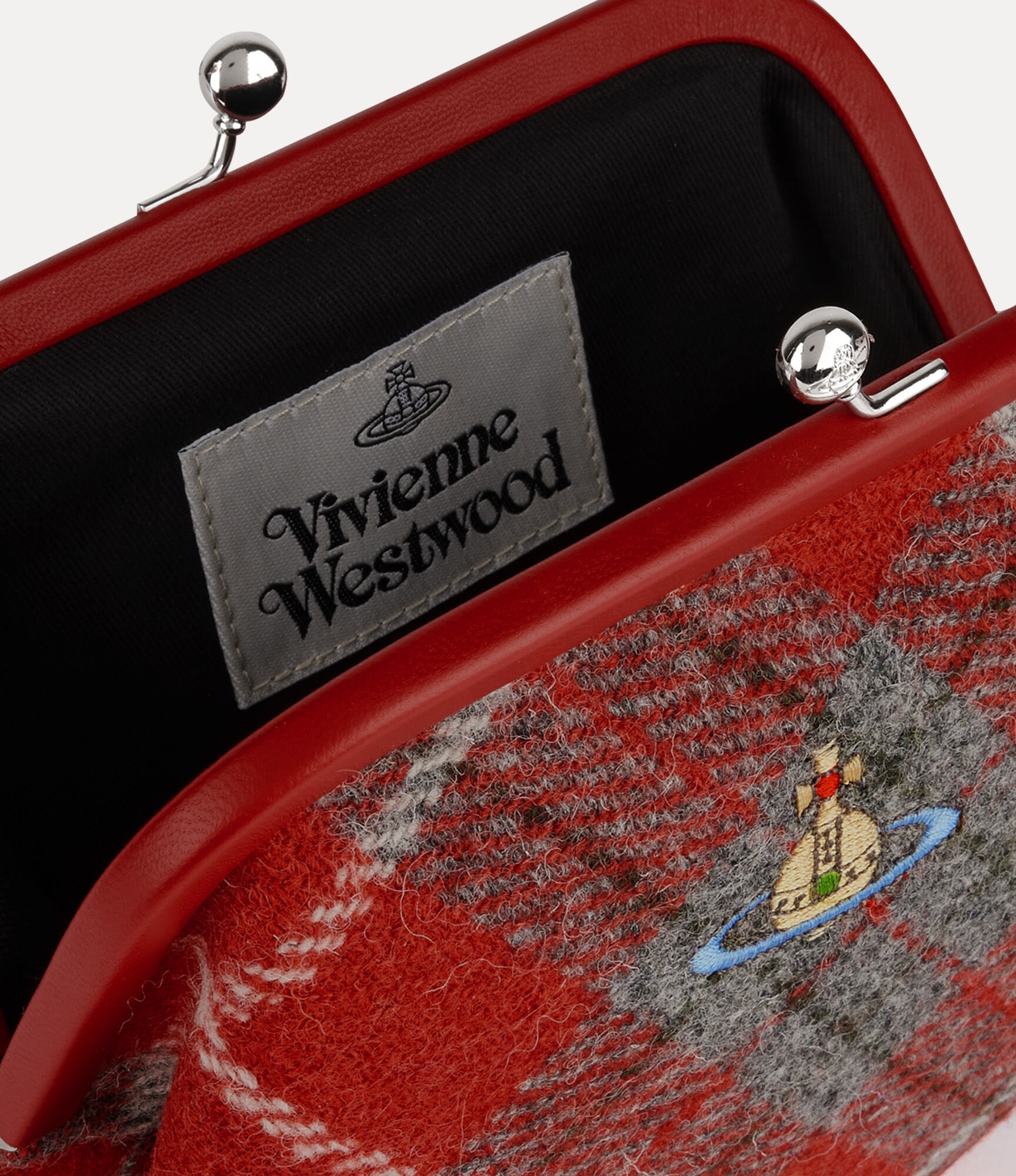 VIVIENNE'S CLUTCH - 3
