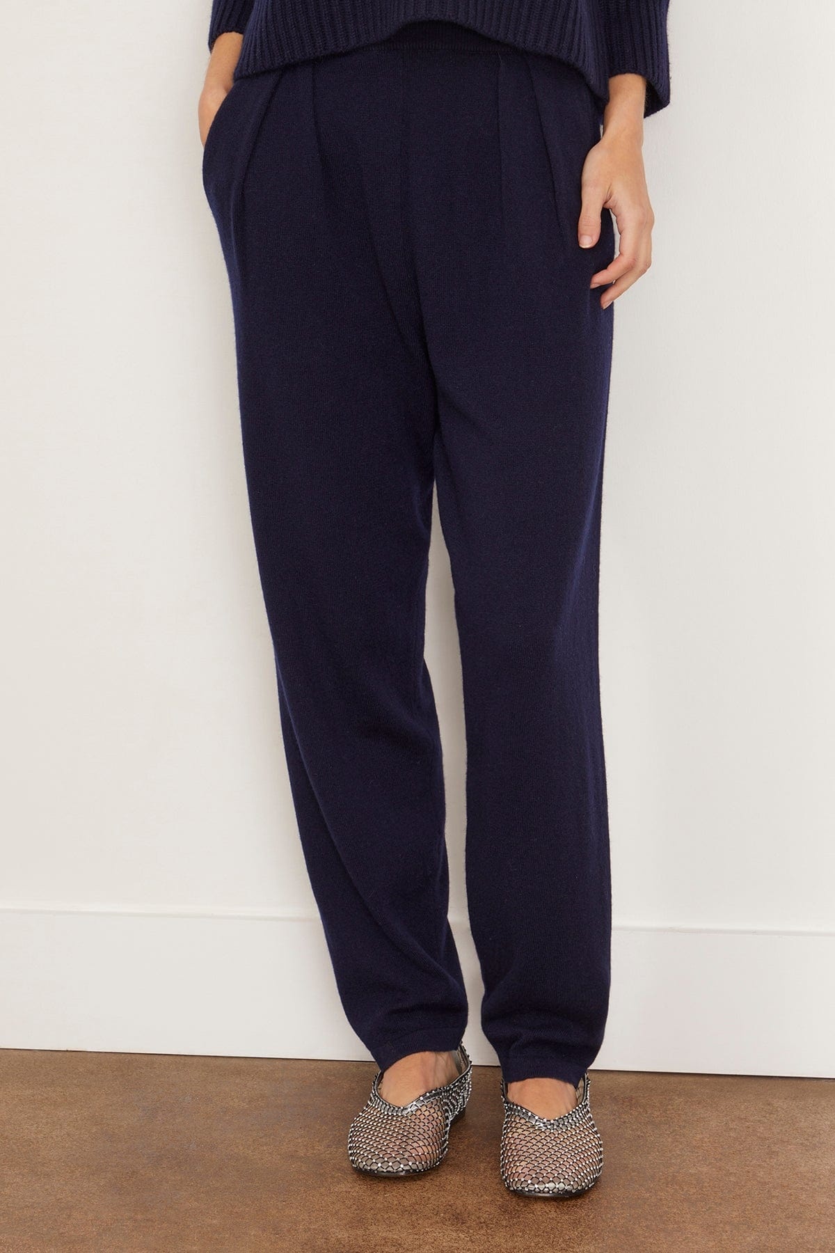 Joey Trousers in Navy - 3