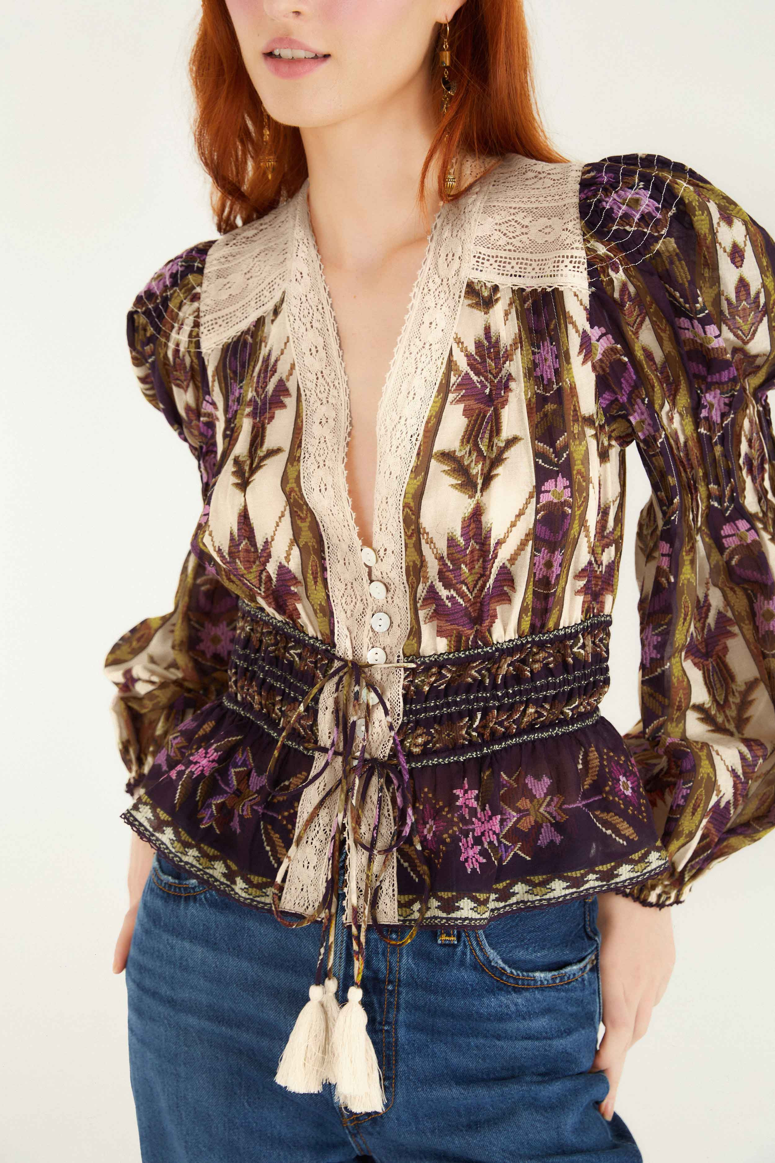 Sand Embroidered Tapestry Long Sleeve Blouse - 2