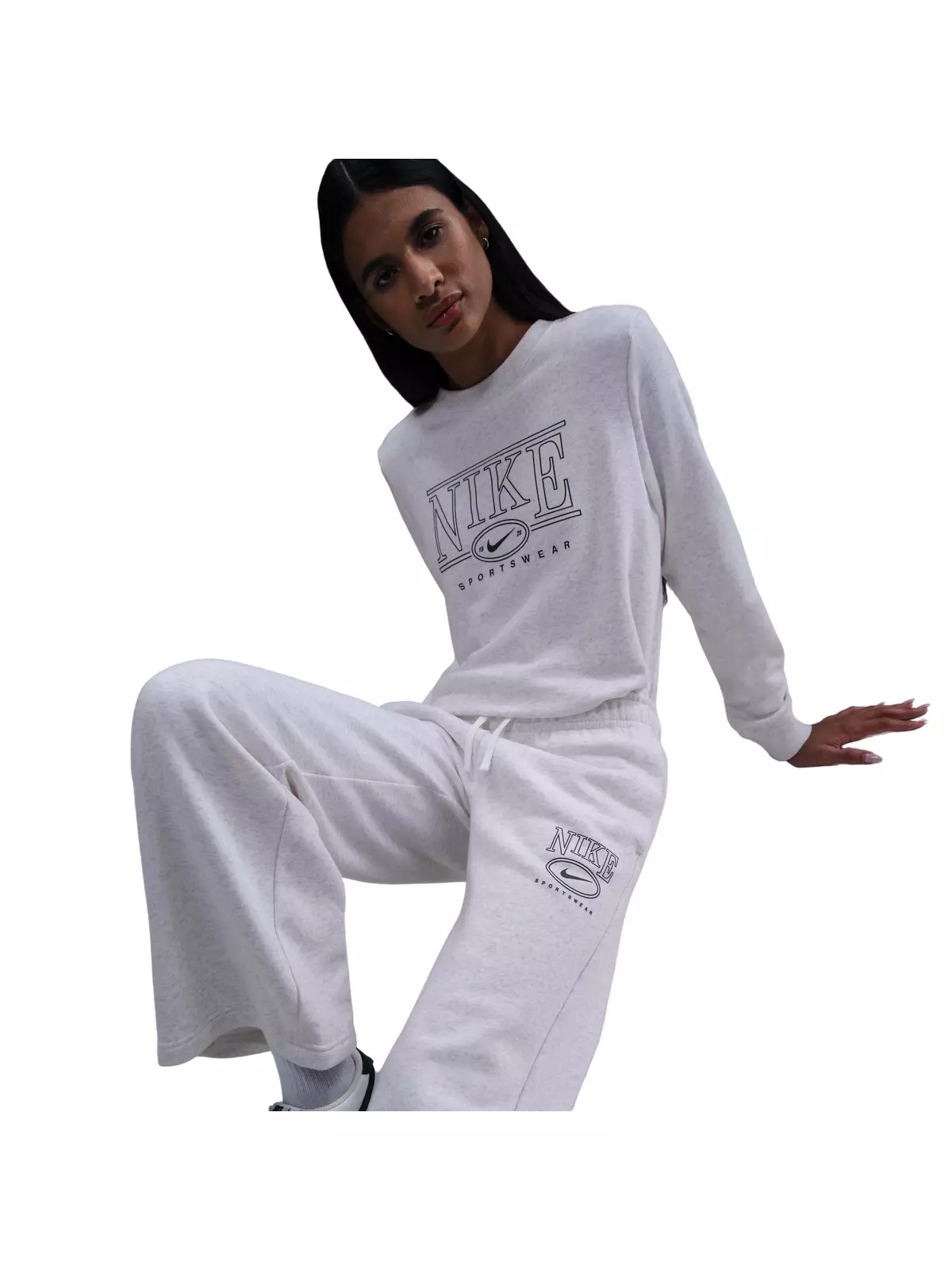 Women's Sportswear Club Fleece Mid-Rise Wide-Leg Graphic Sweatpants - Brown - 5