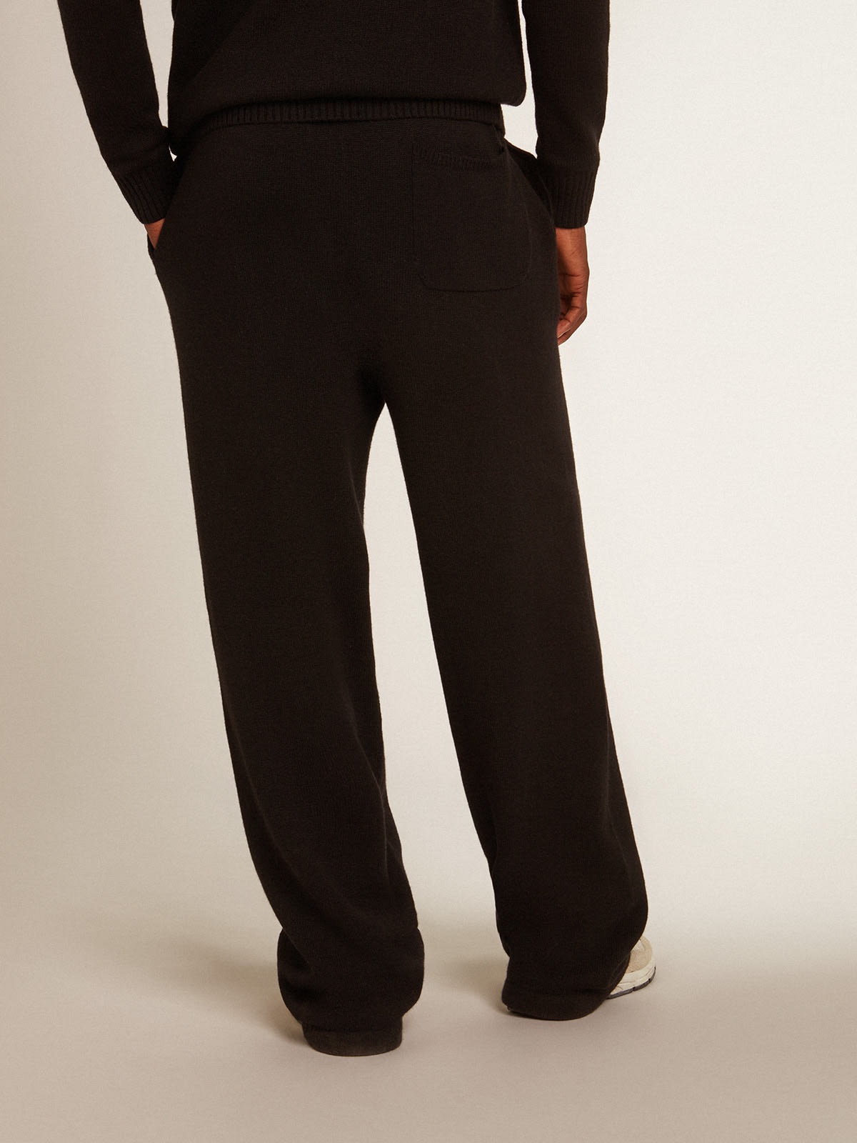 Men’s black cashmere blend joggers - 4